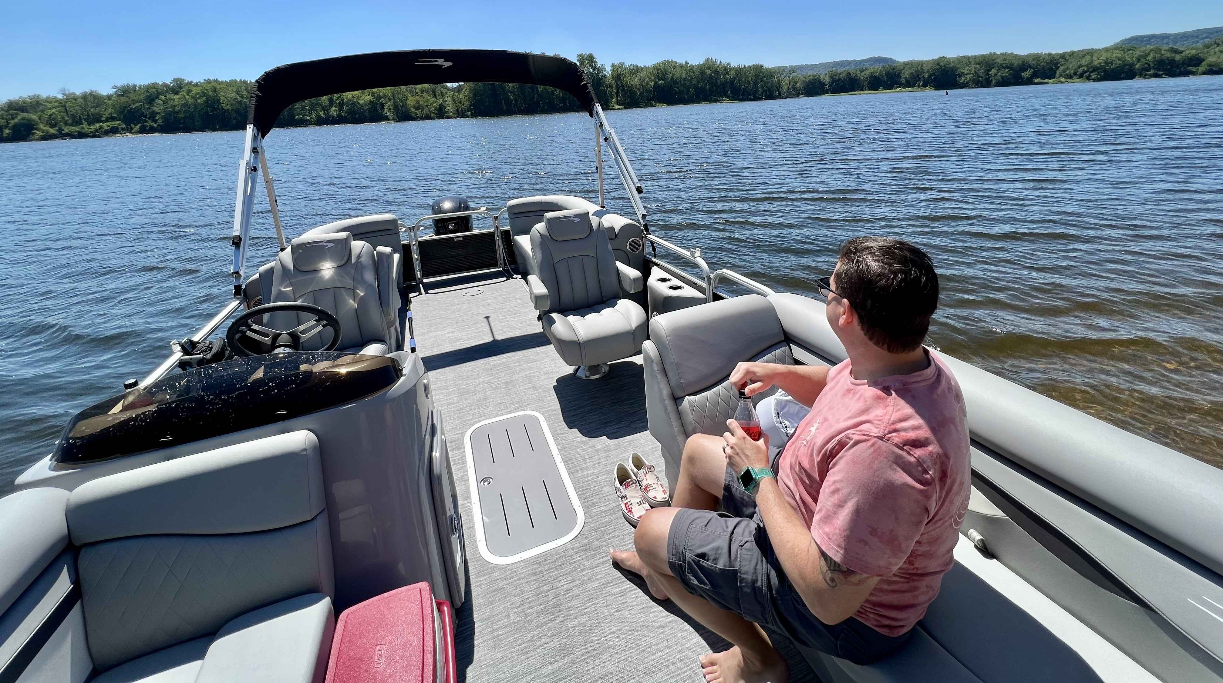 boat-carouselImage-image