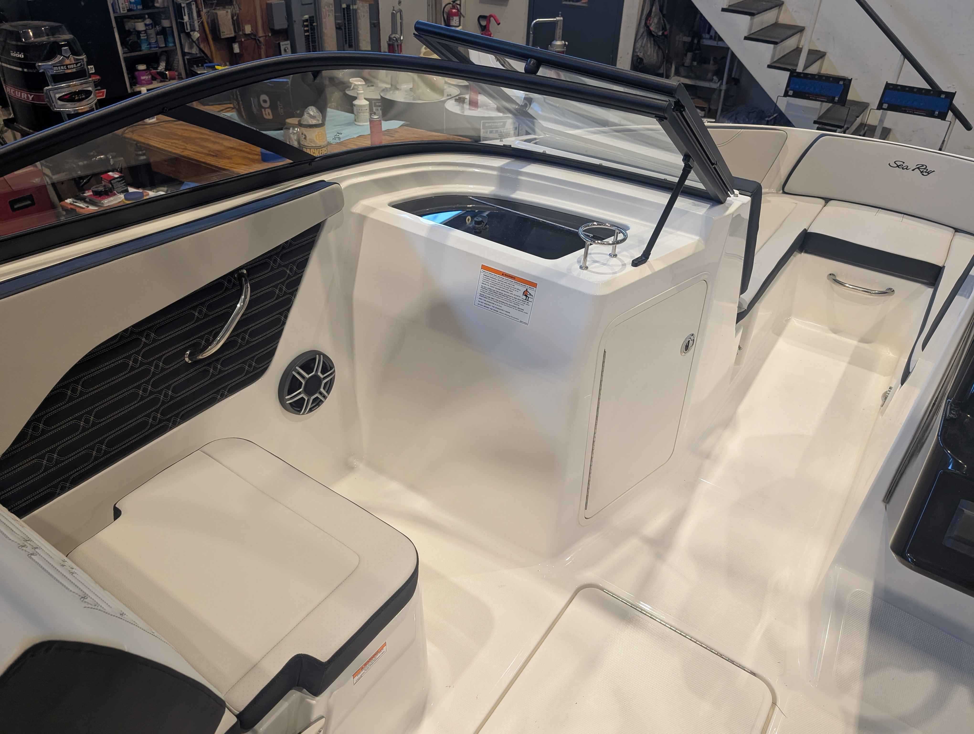 boat-carouselImage-image