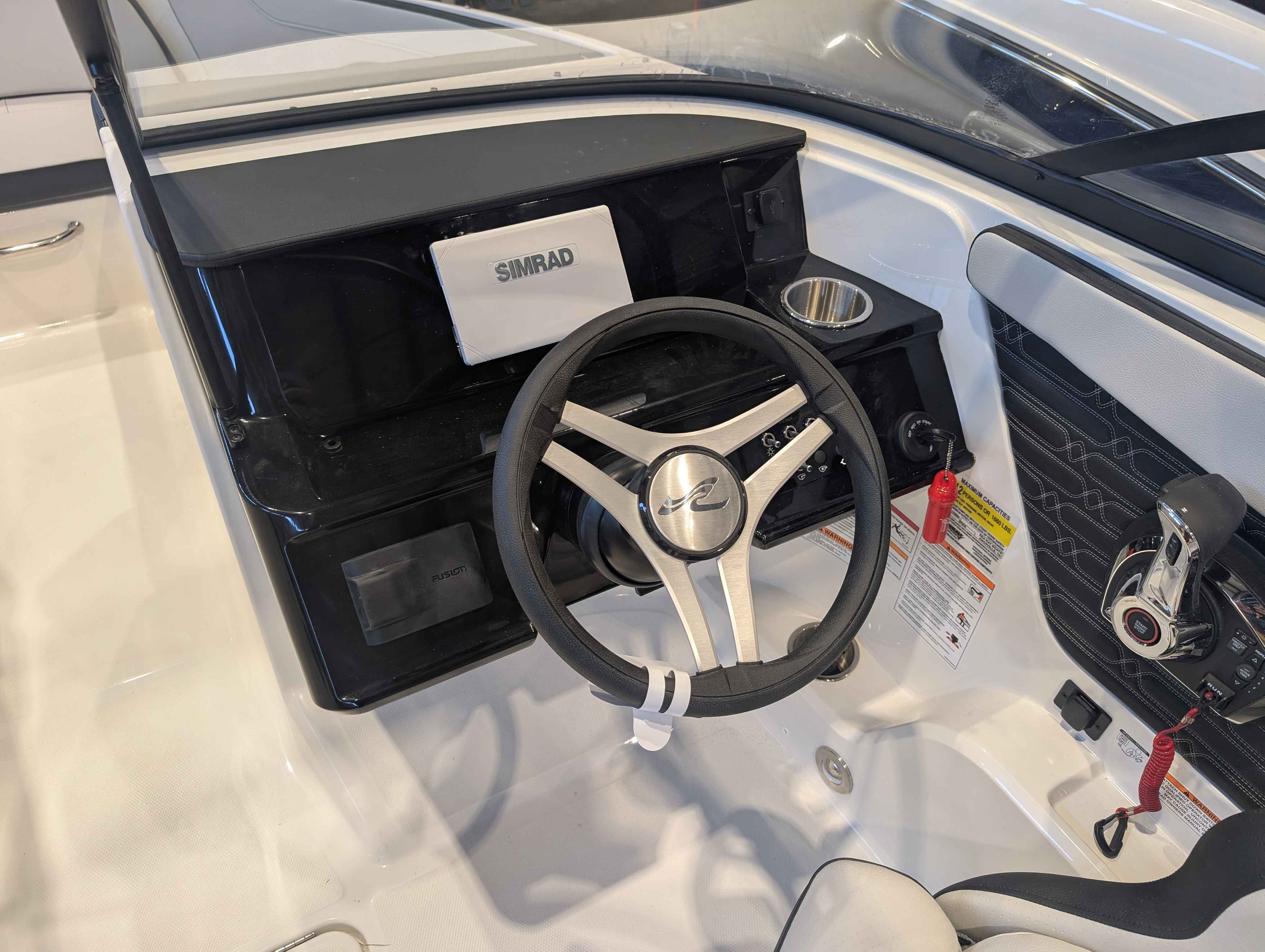 boat-carouselImage-image