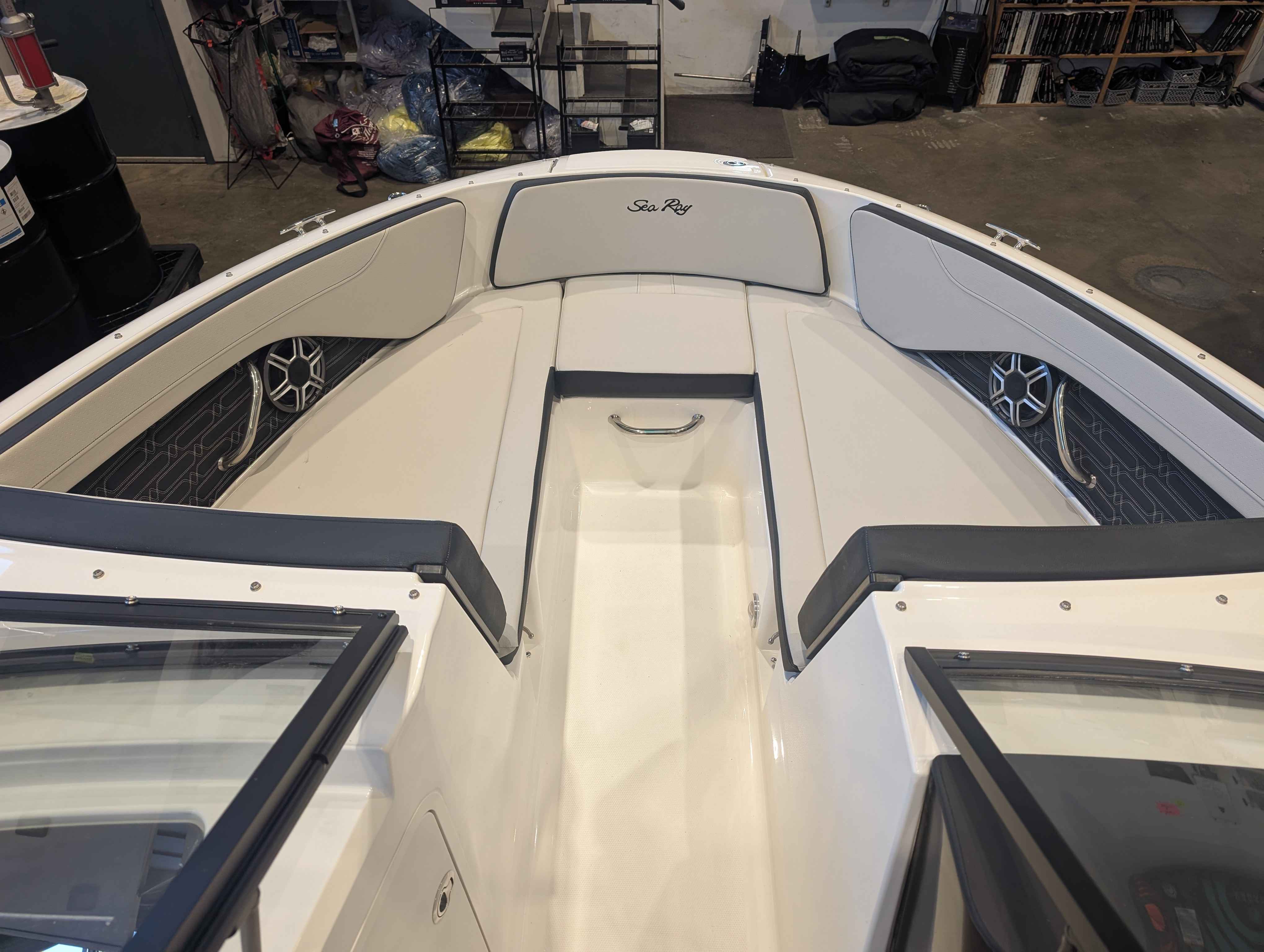 boat-carouselImage-image