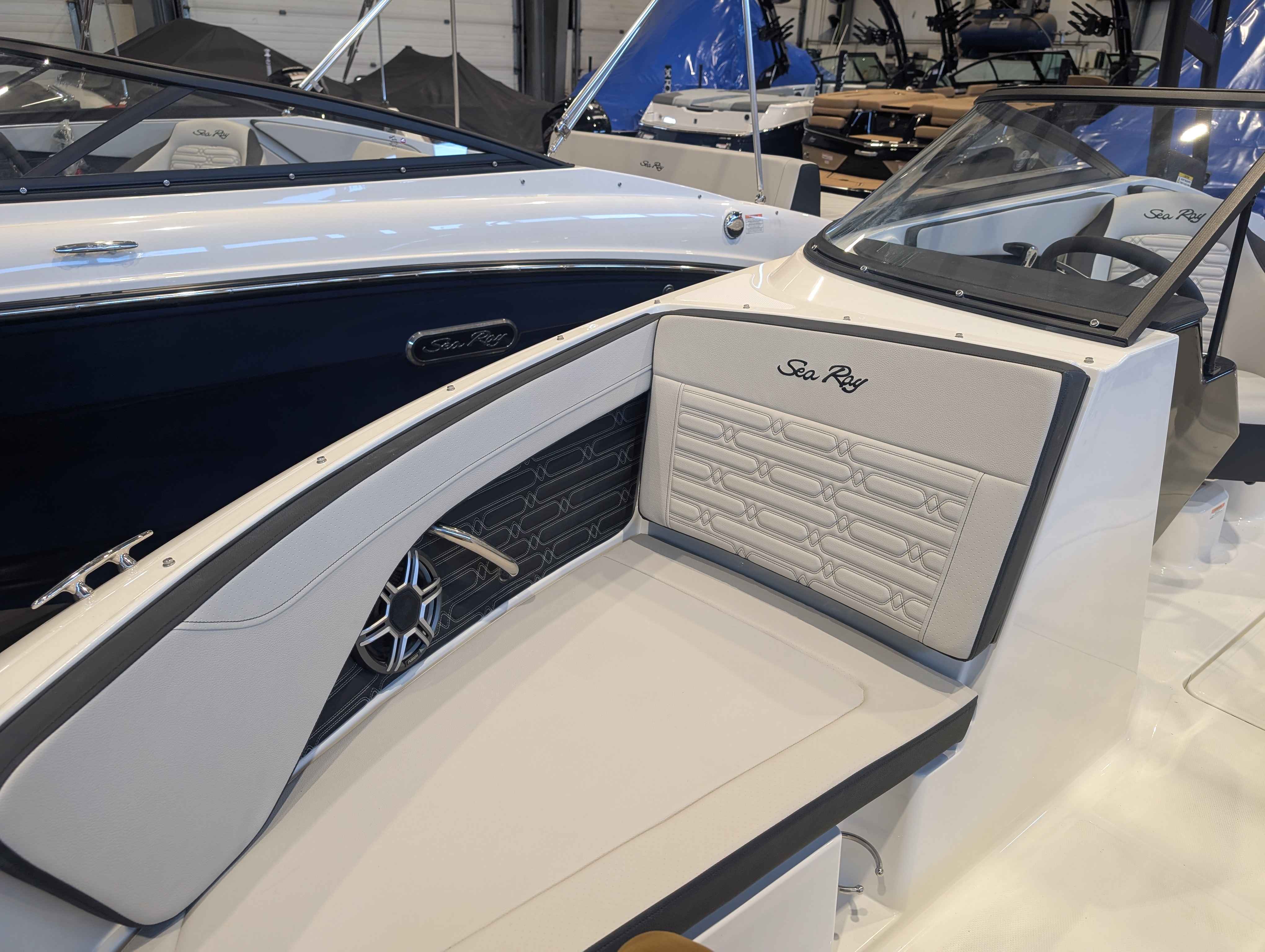 boat-carouselImage-image