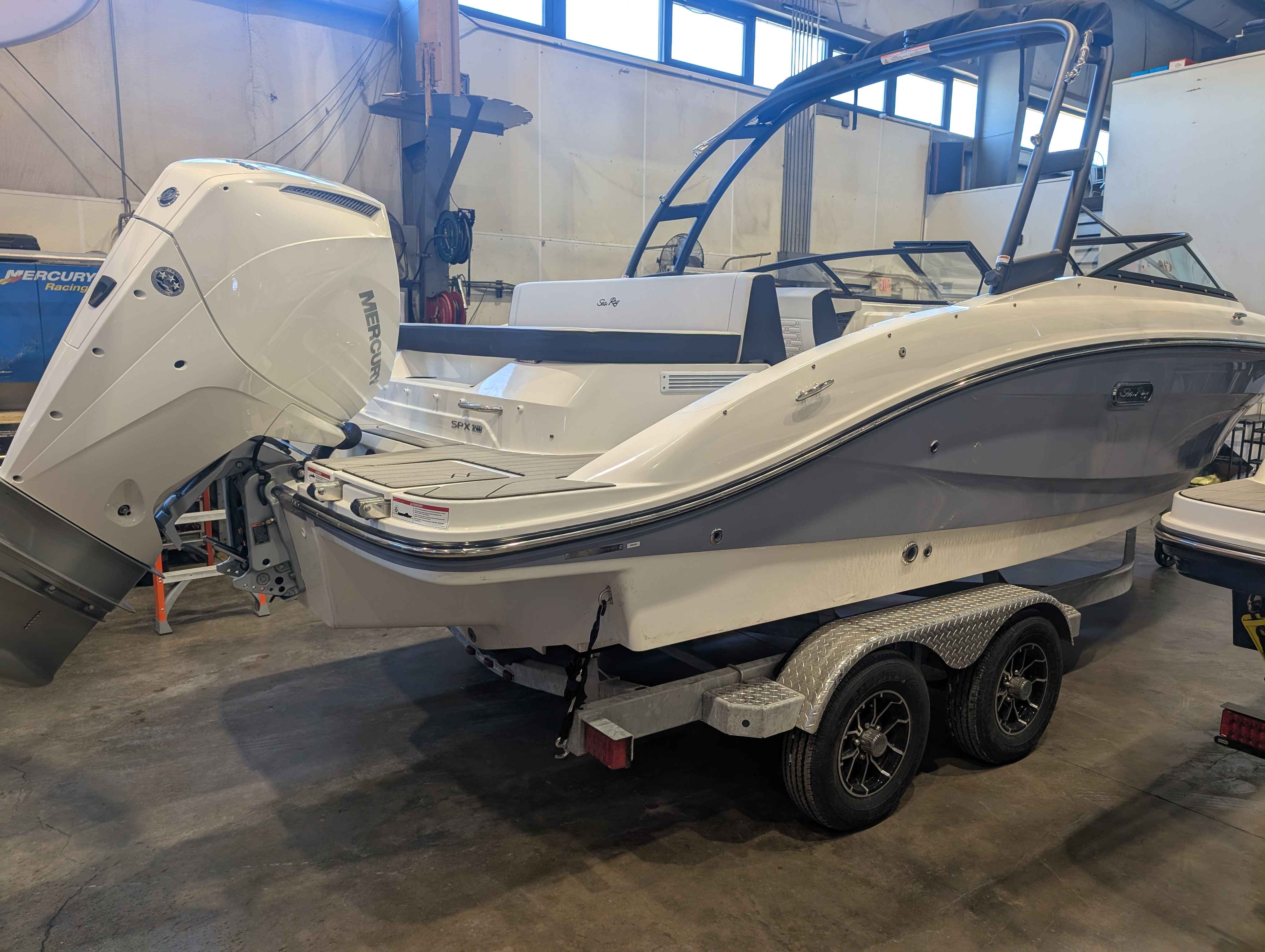 boat-carouselImage-image