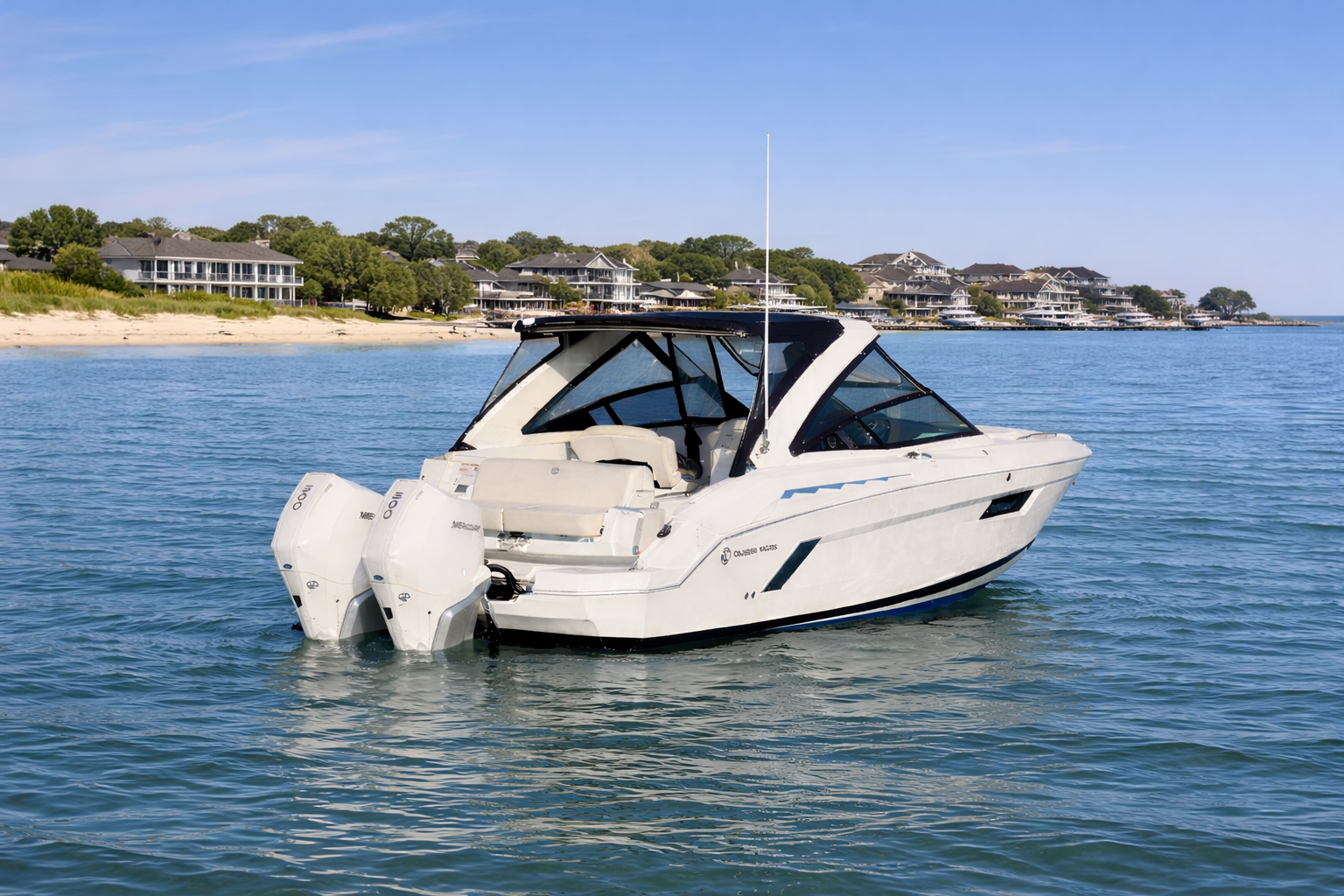 2021 Cruisers Yachts 338 CX OB0