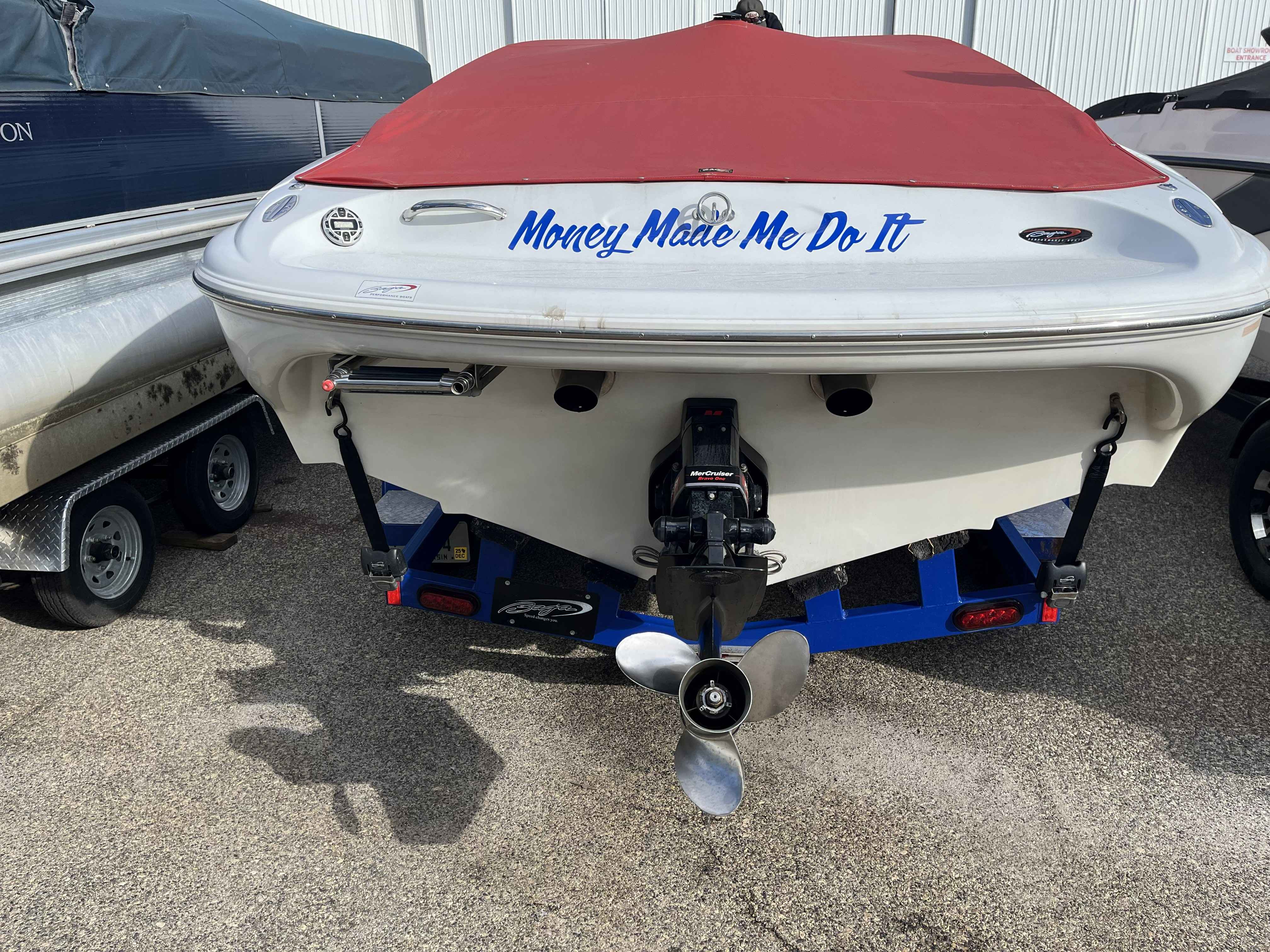 boat-carouselImage-image