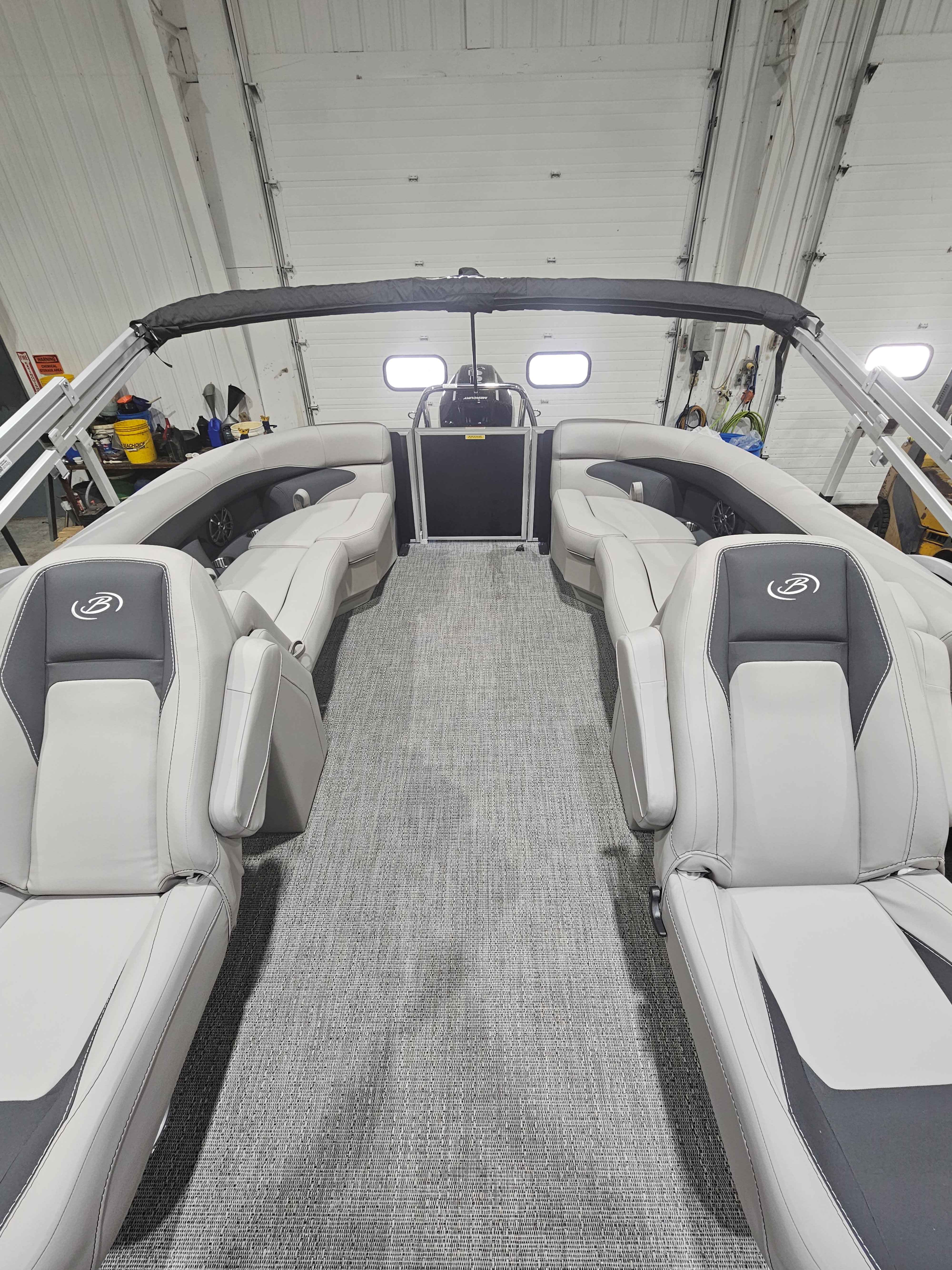 boat-carouselImage-image