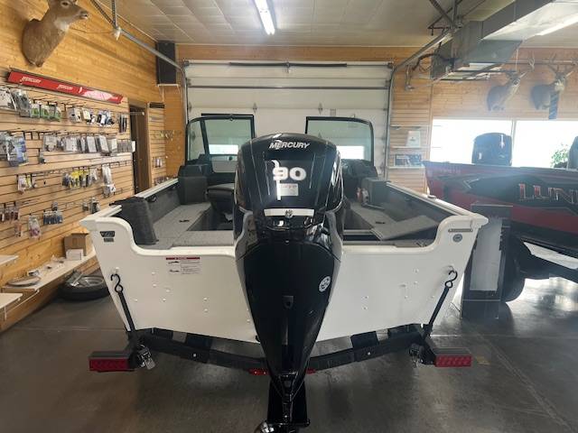 boat-carouselImage-image