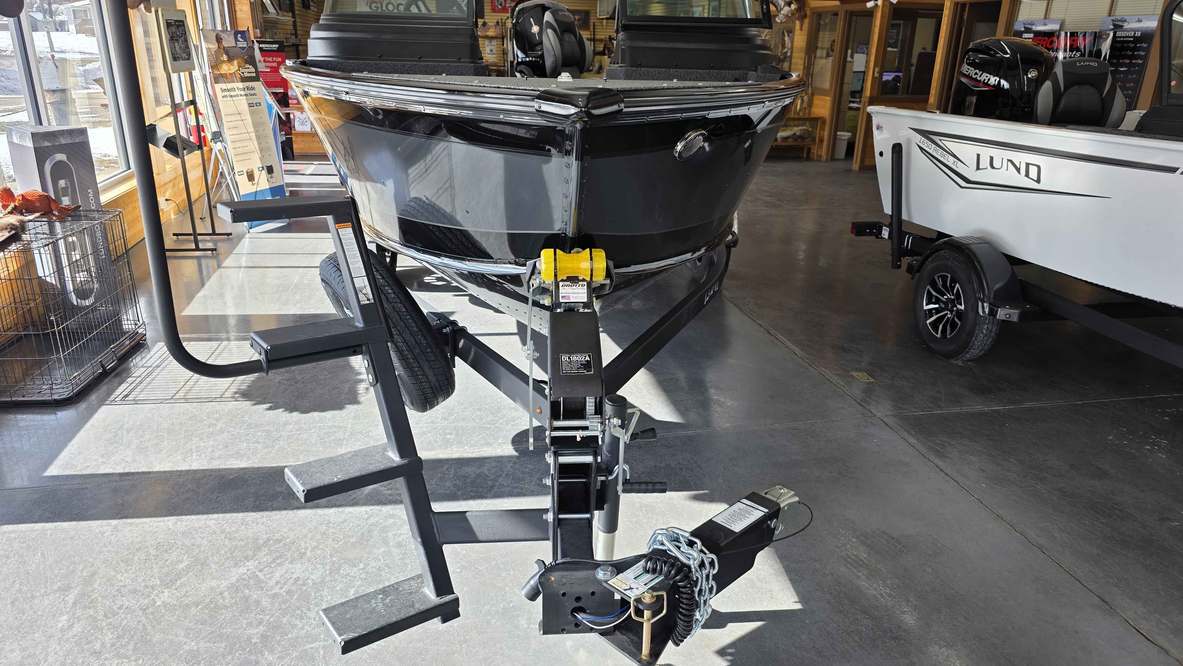 boat-carouselImage-image