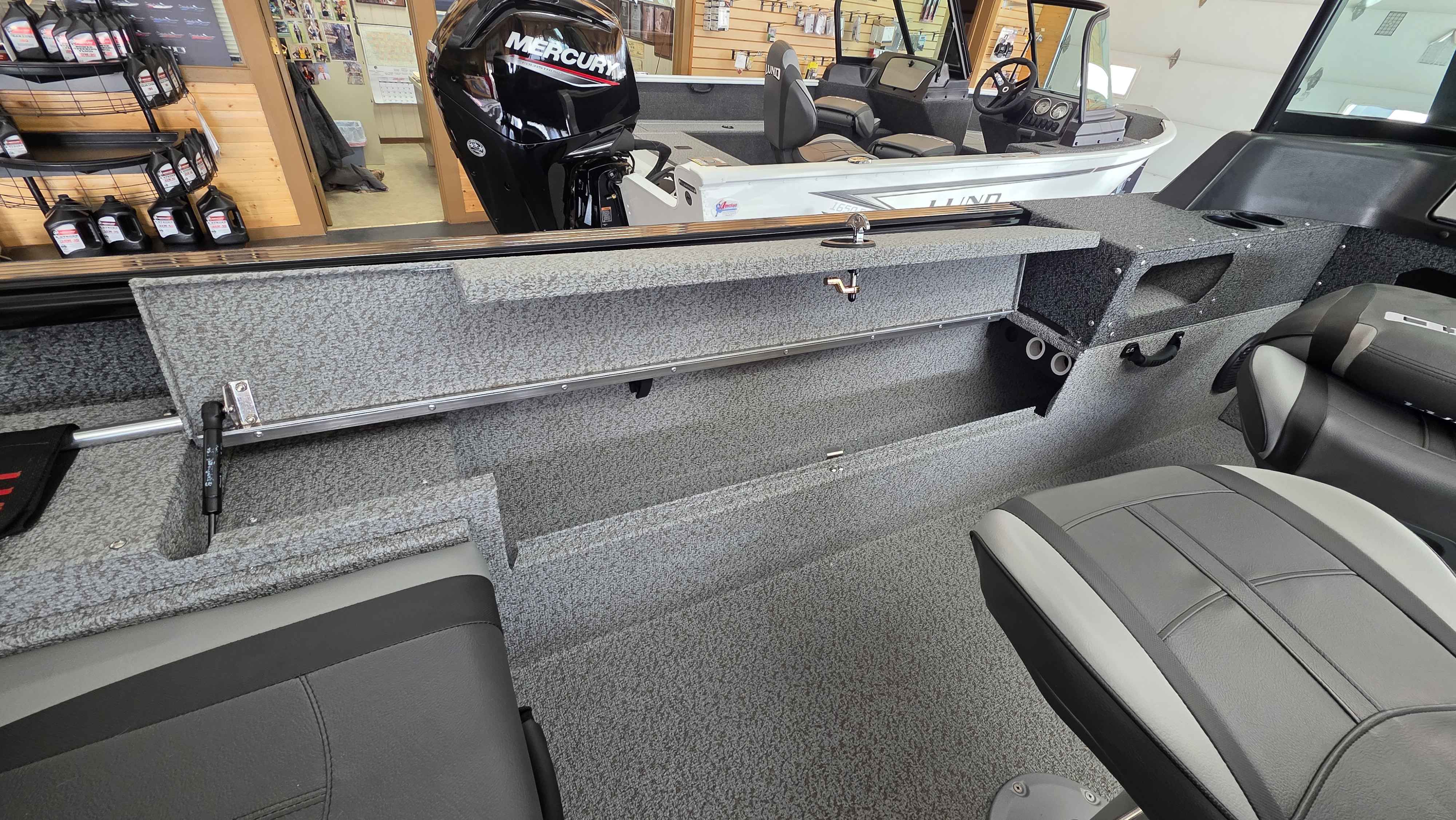 boat-carouselImage-image