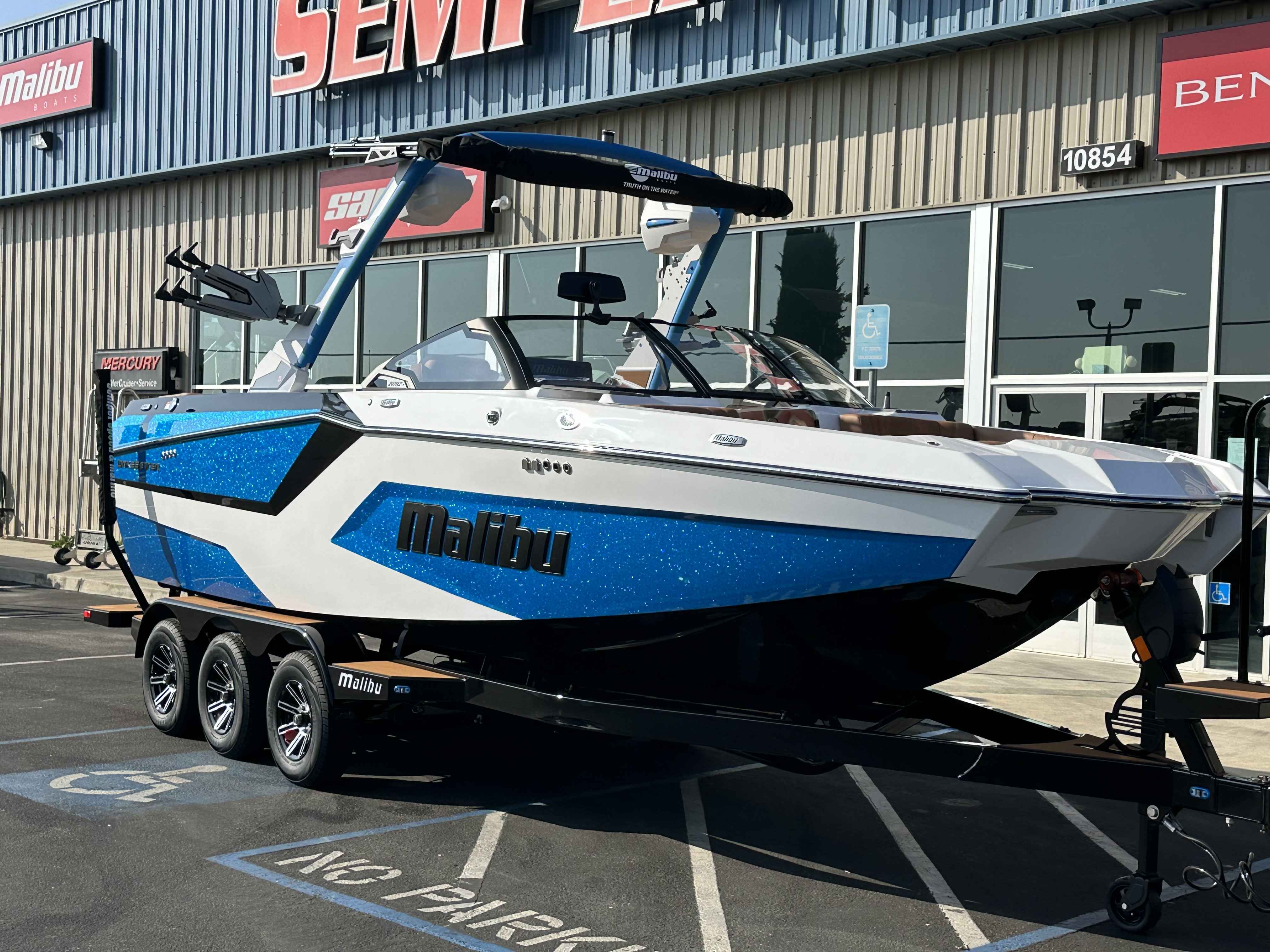 2026 Malibu 24 MXZ-6