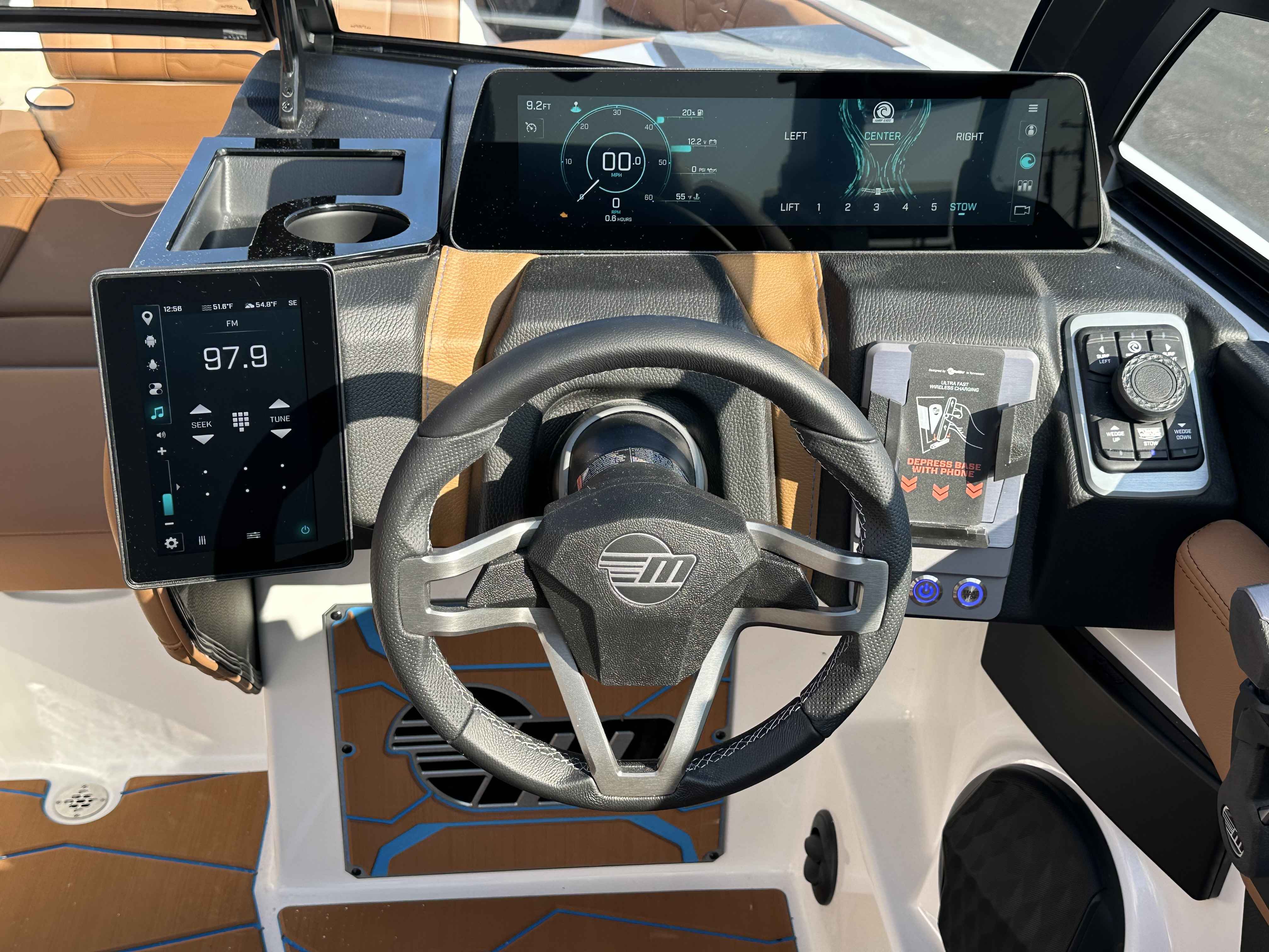 2026 Malibu 24 MXZ-19