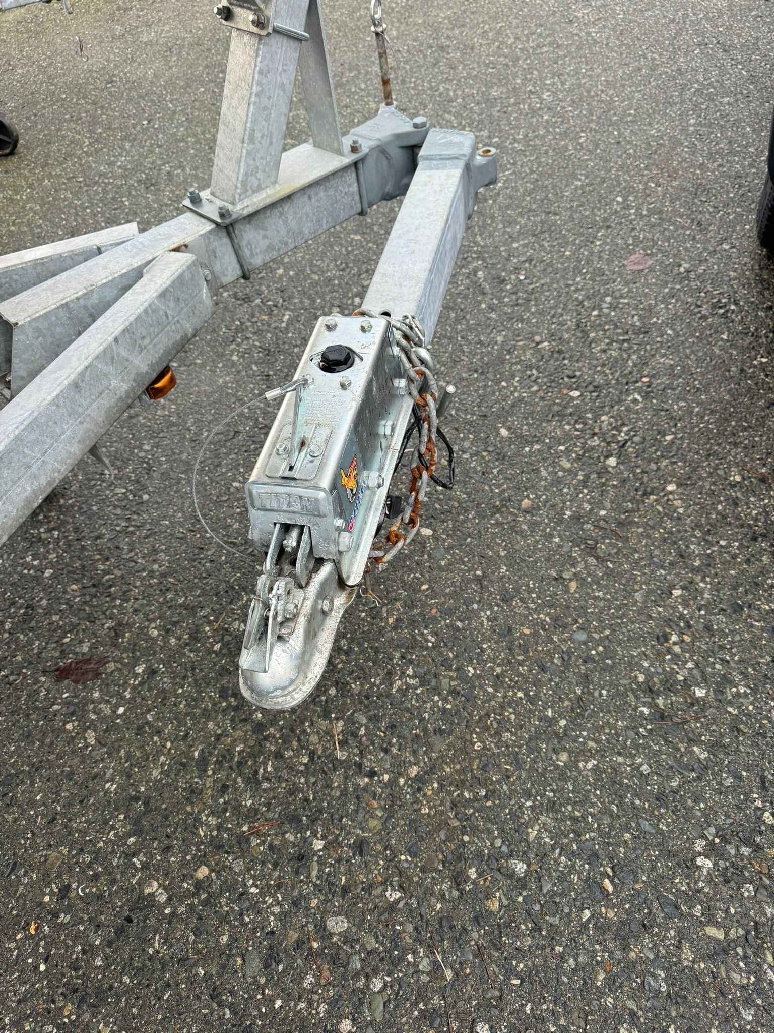 2011 Boston Whaler 180 Dauntless-6