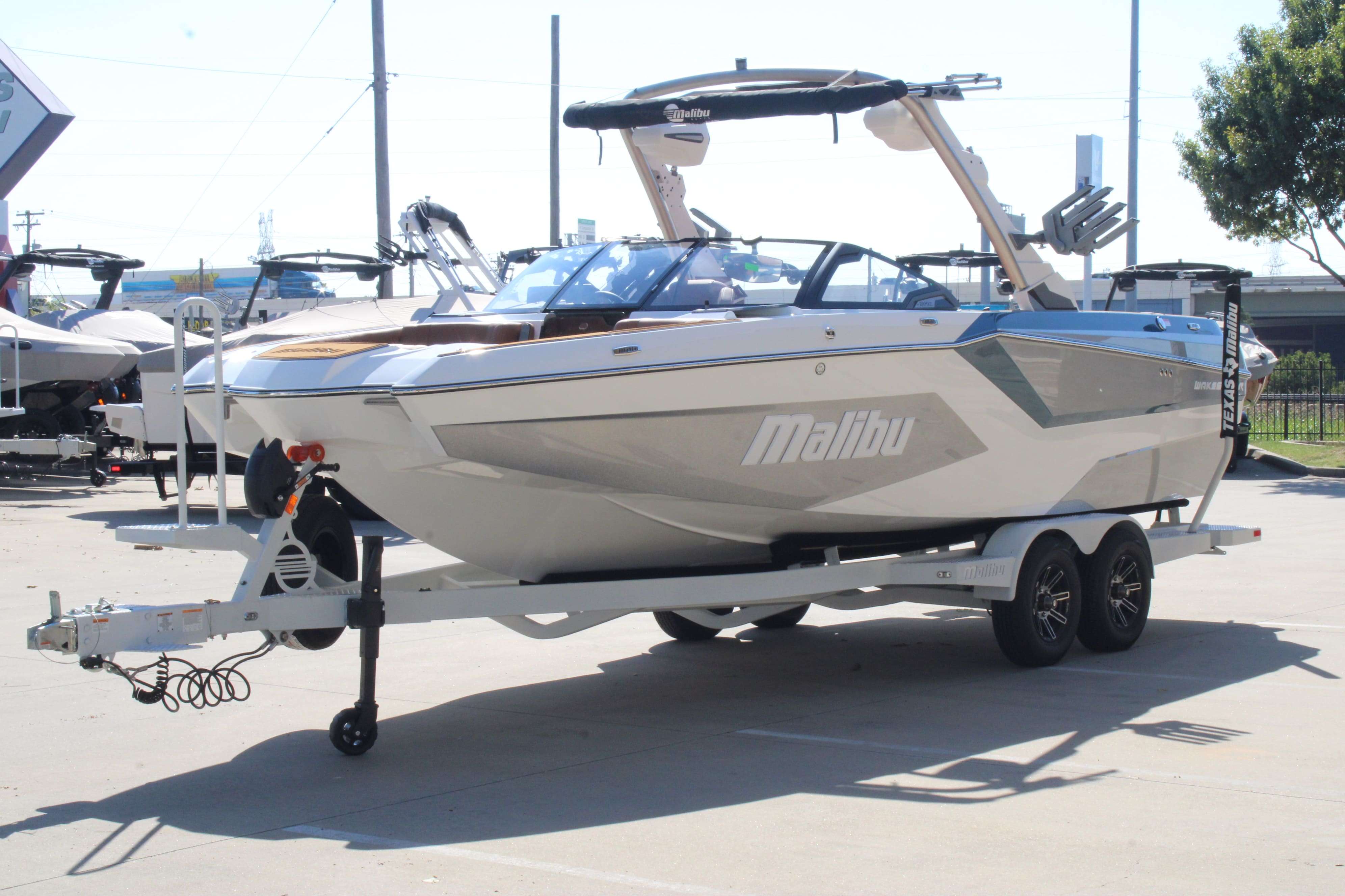 2026 Malibu Boats Wakesetter 24 MXZ-4