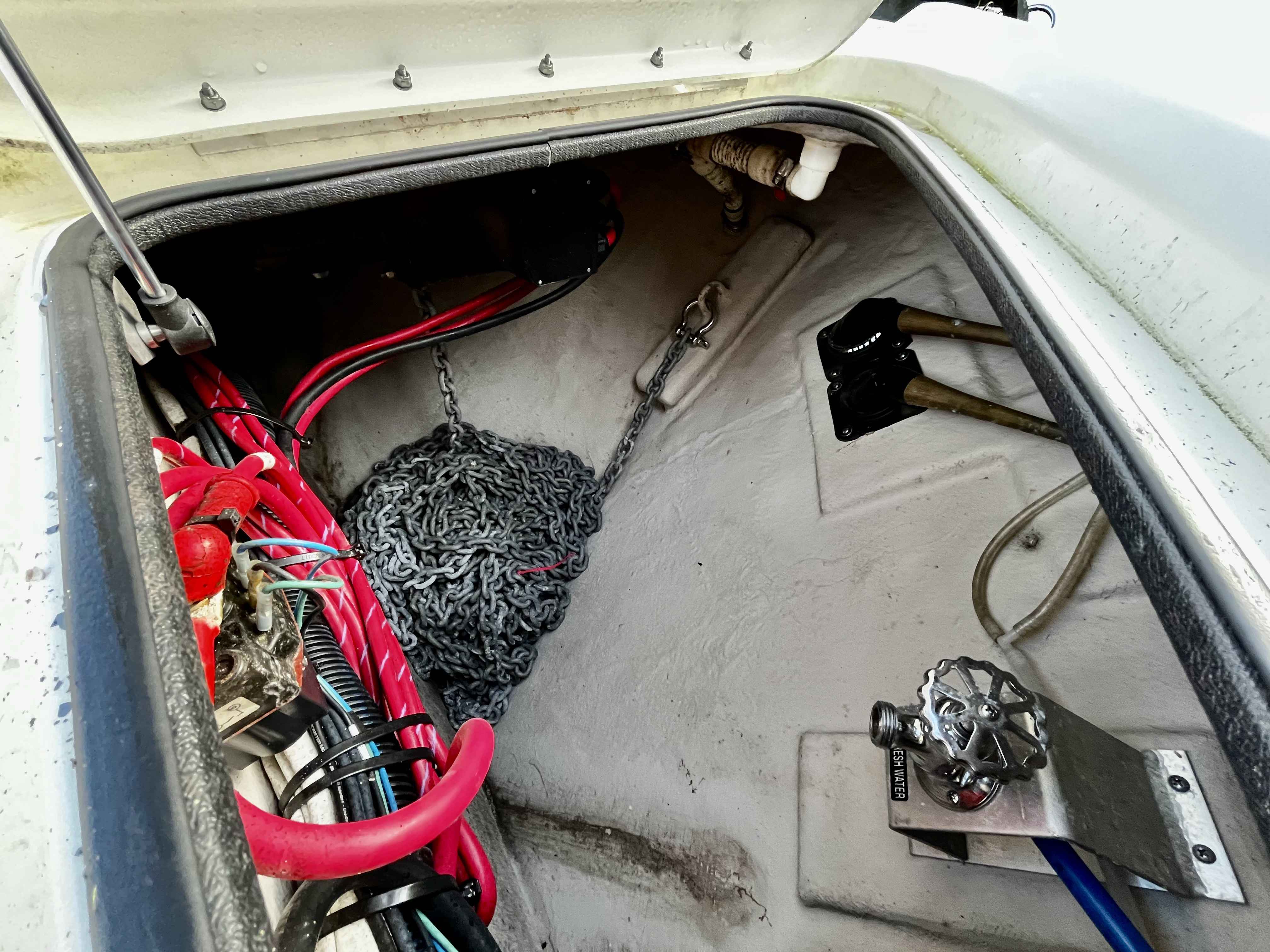 Pre-Owned 2012 Sea ray 450 Sundancer for Sale | Vancouver, BC | M&P Yacht Centre