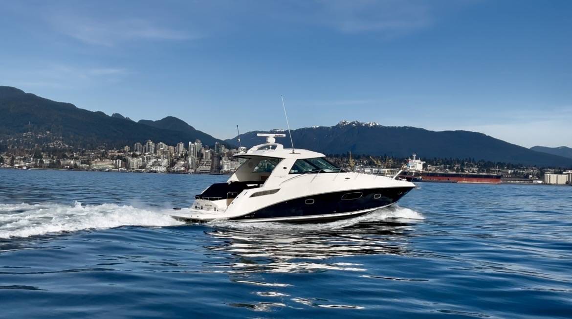 Pre-Owned 2012 Sea ray 450 Sundancer for Sale | Vancouver, BC | M&P Yacht Centre