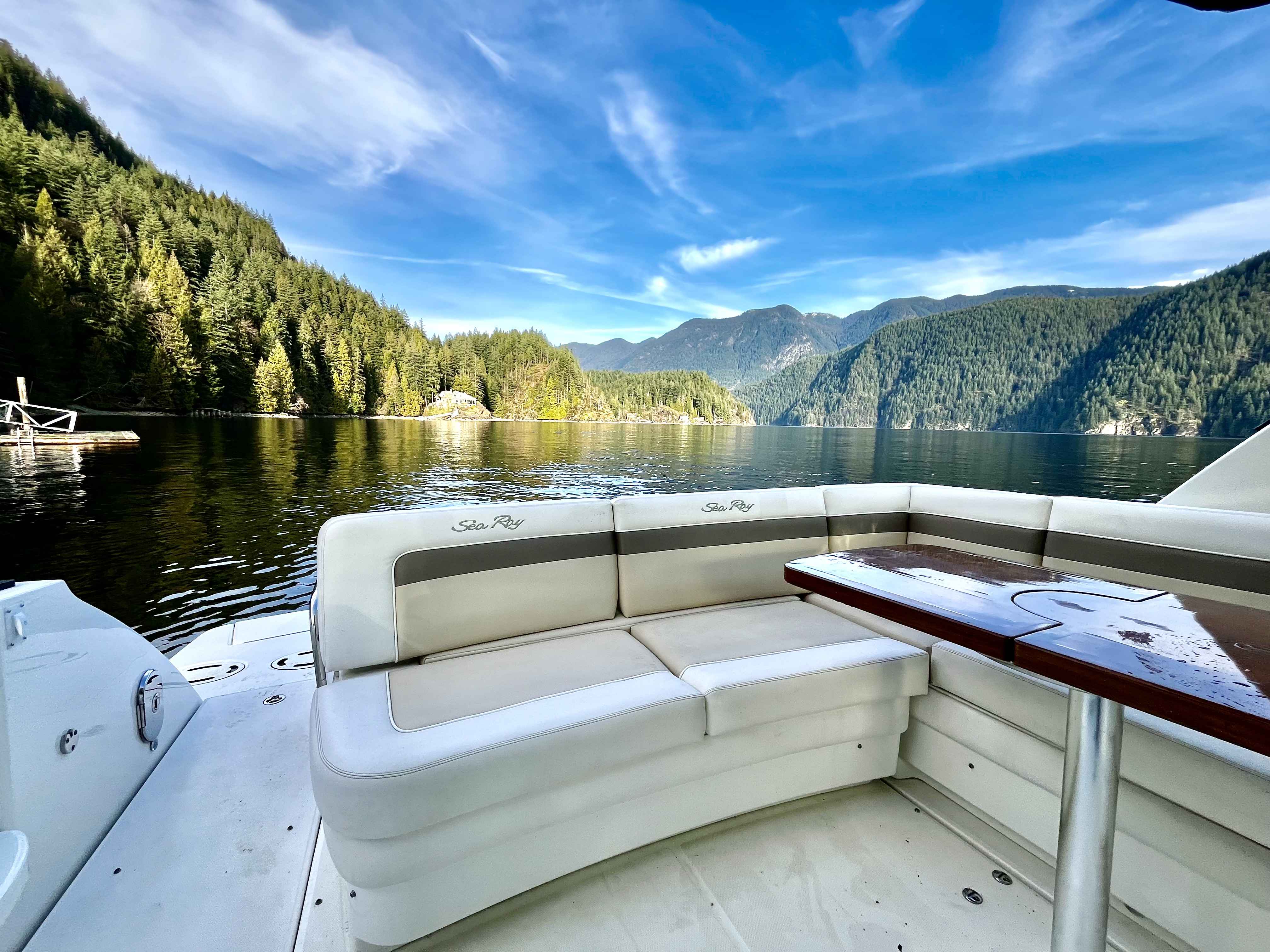 Pre-Owned 2012 Sea ray 450 Sundancer for Sale | Vancouver, BC | M&P Yacht Centre