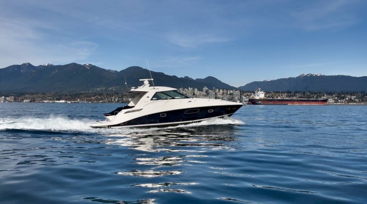 Pre-Owned 2012 Sea ray 450 Sundancer for Sale | Vancouver, BC | M&P Yacht Centre