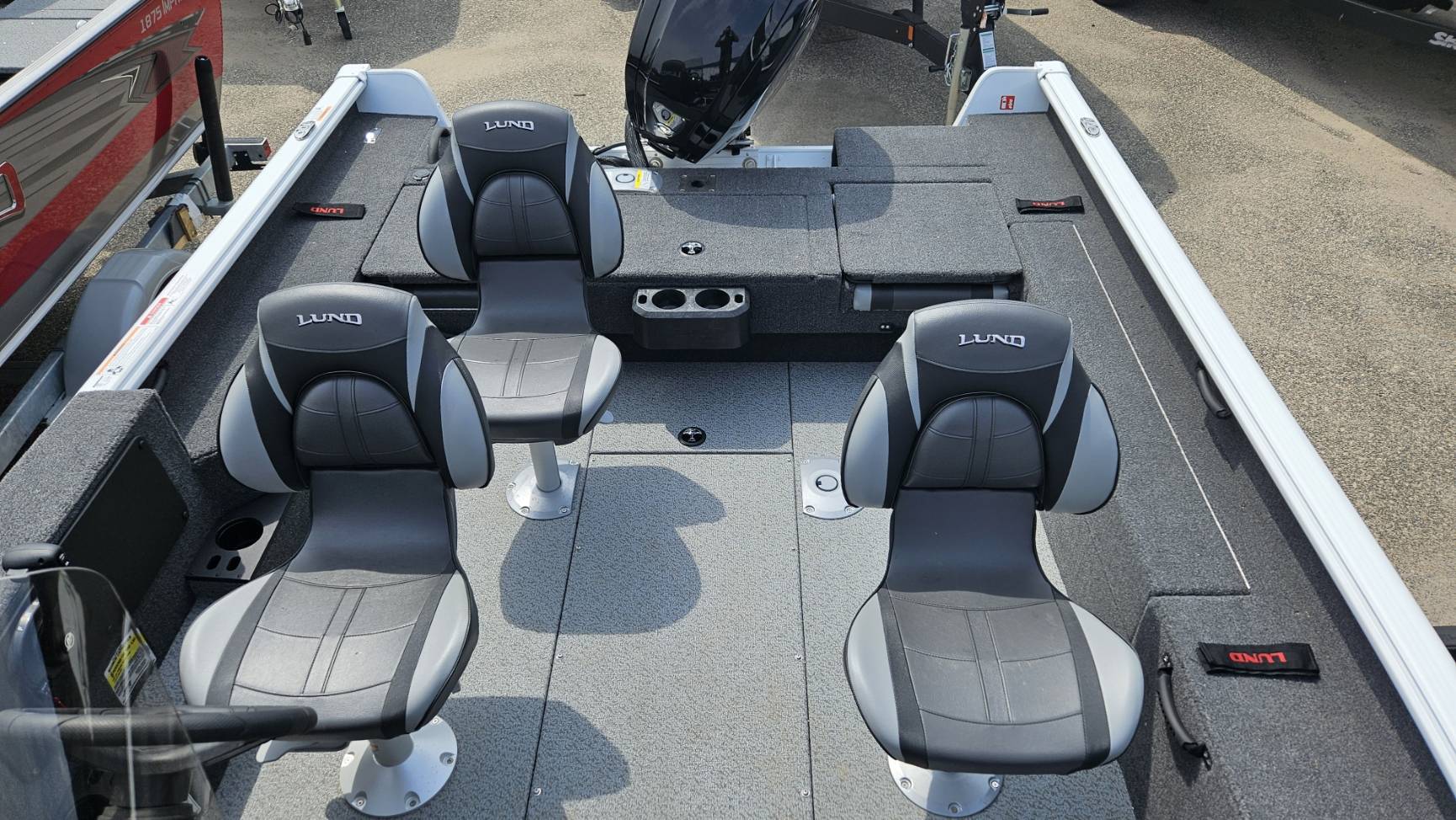 boat-carouselImage-image