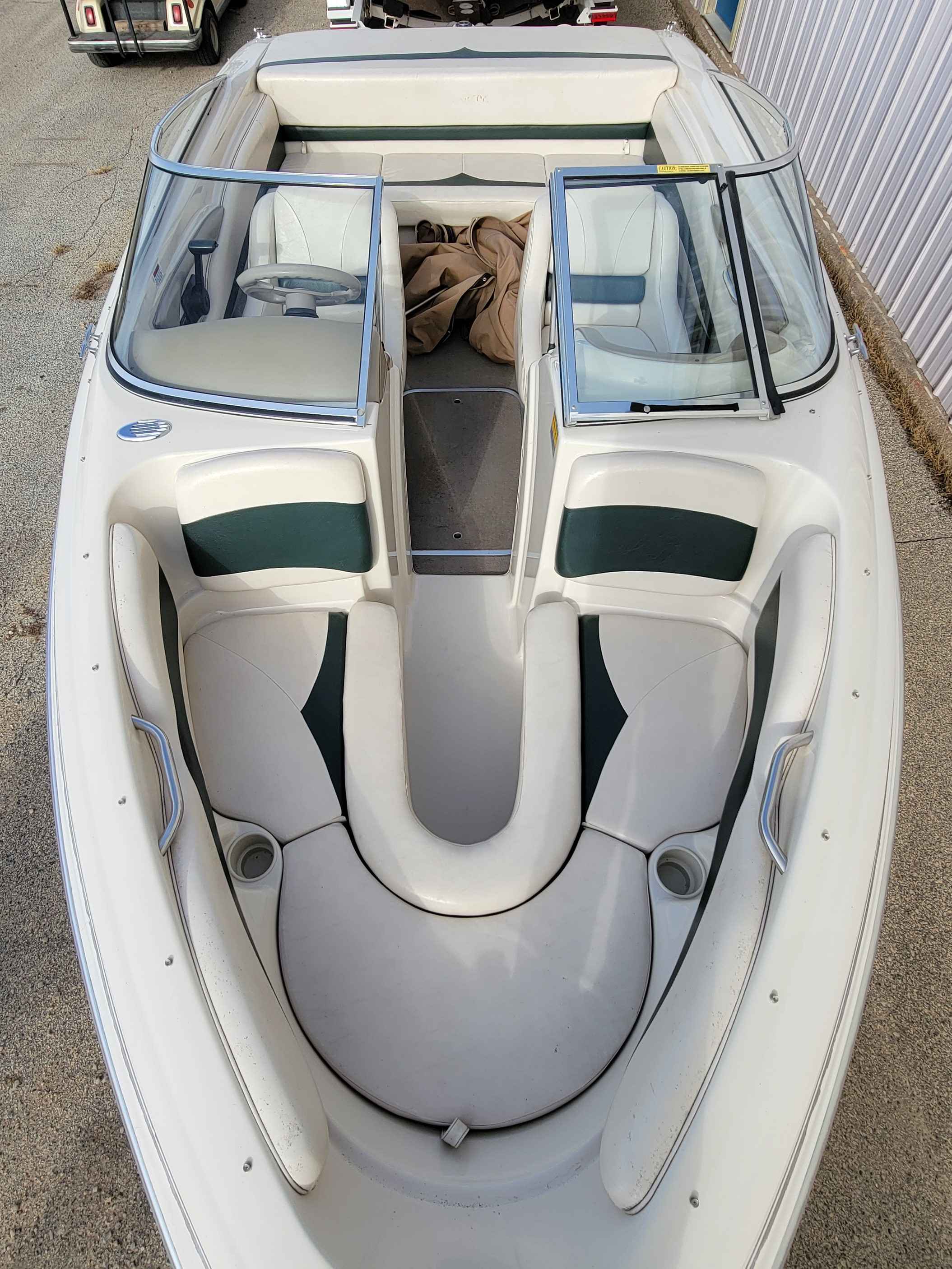 boat-carouselImage-image