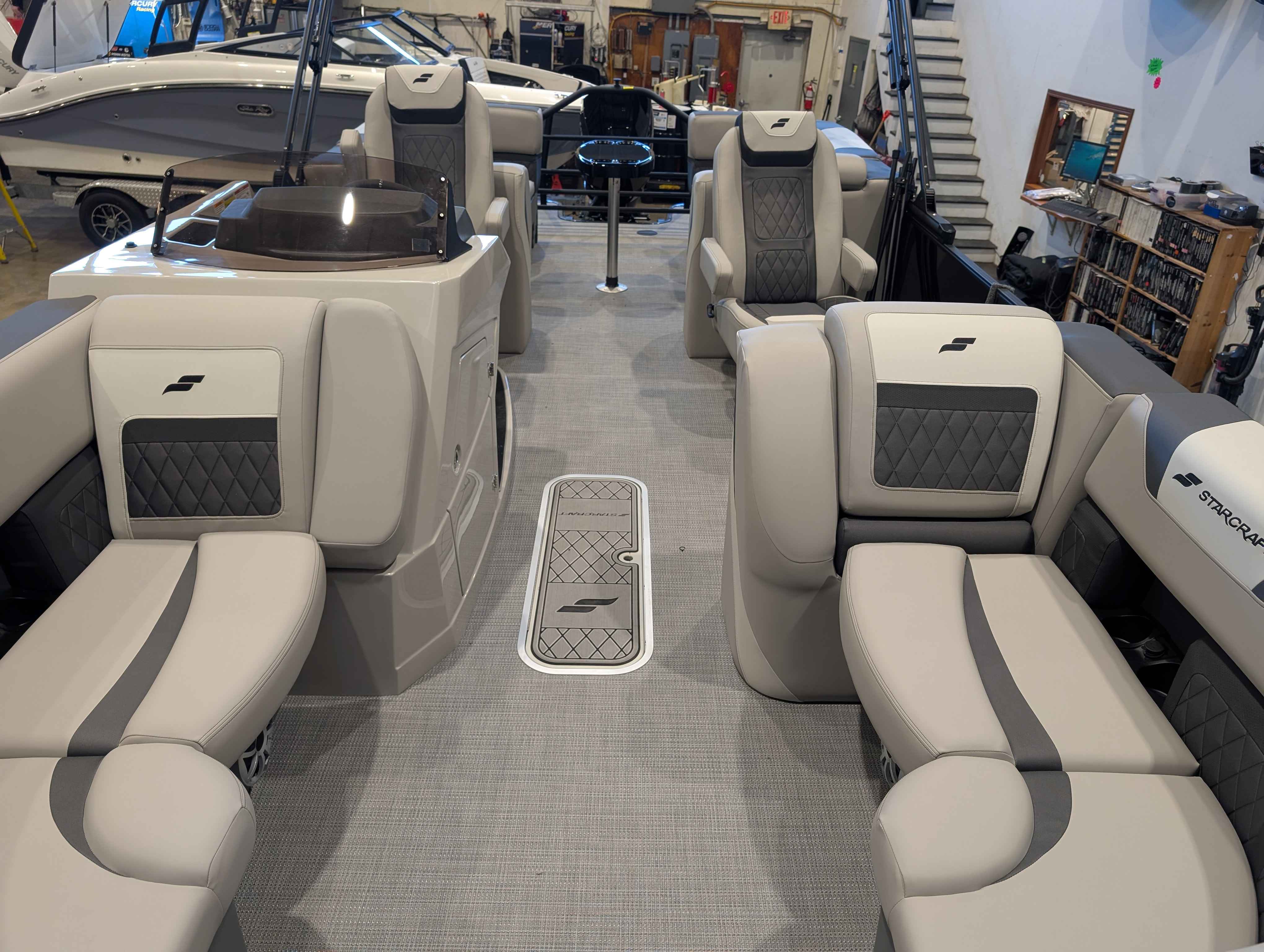 boat-carouselImage-image