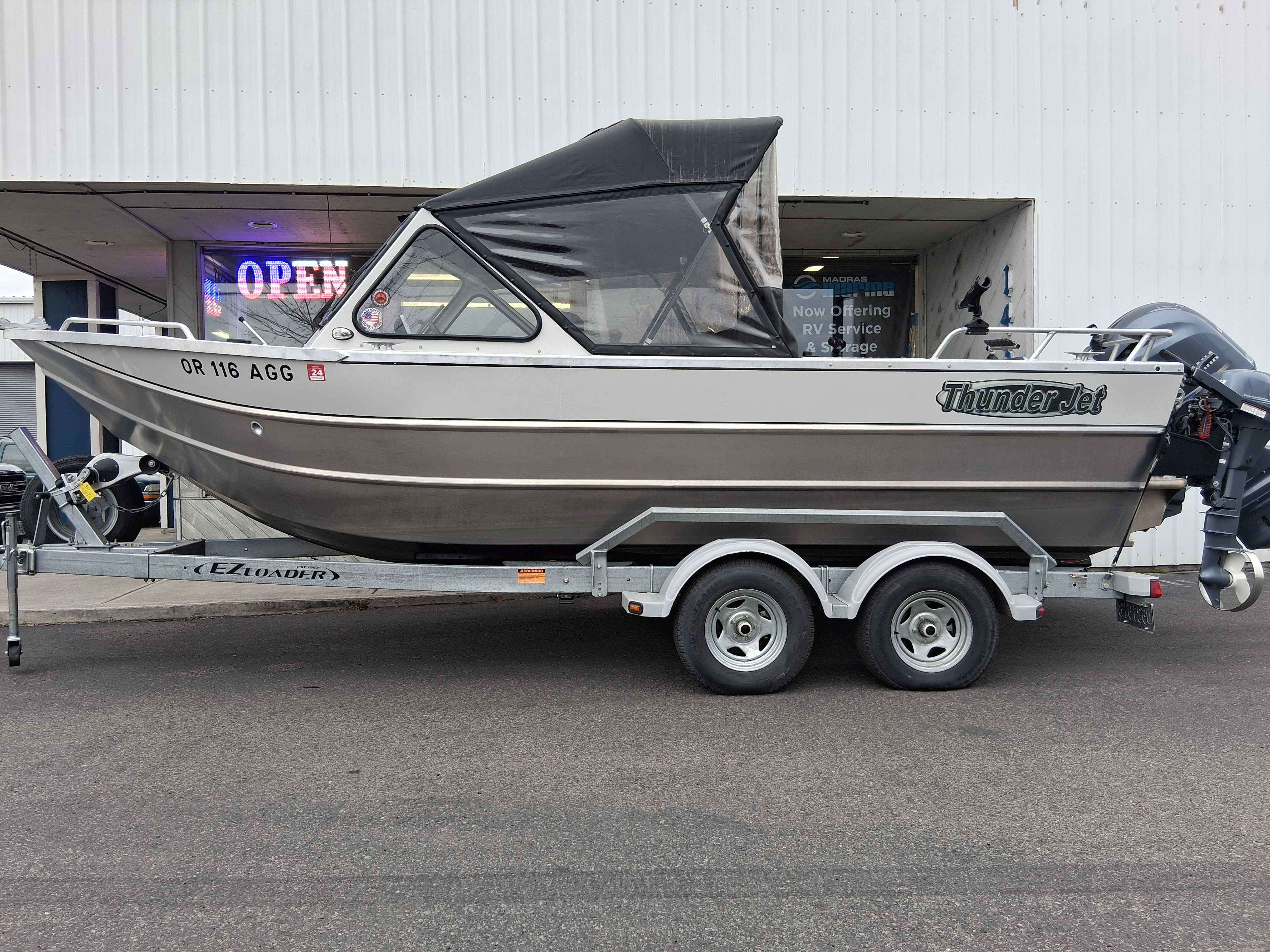   2015 Thunderjet Luxor-3