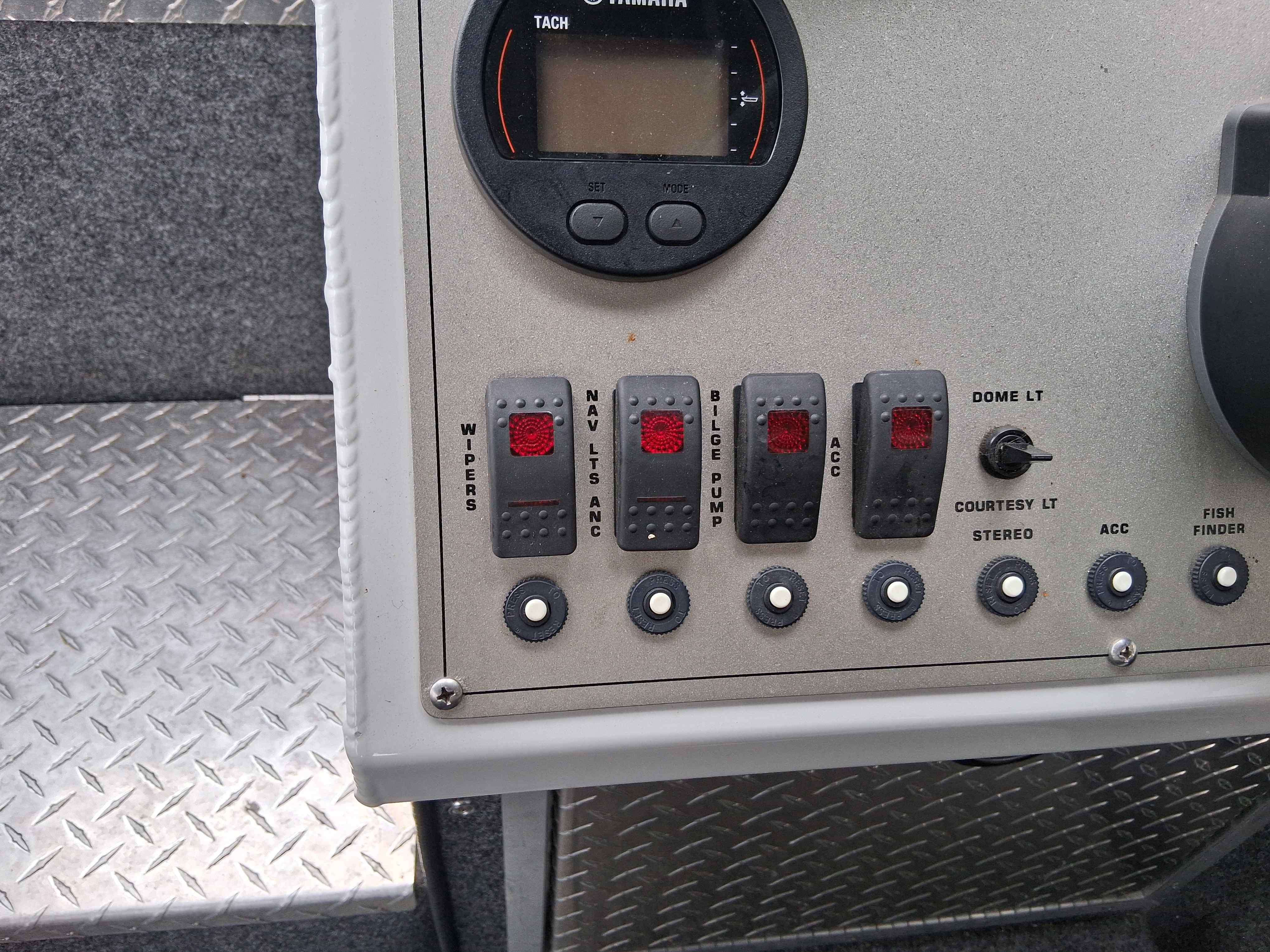   2015 Thunderjet Luxor-18