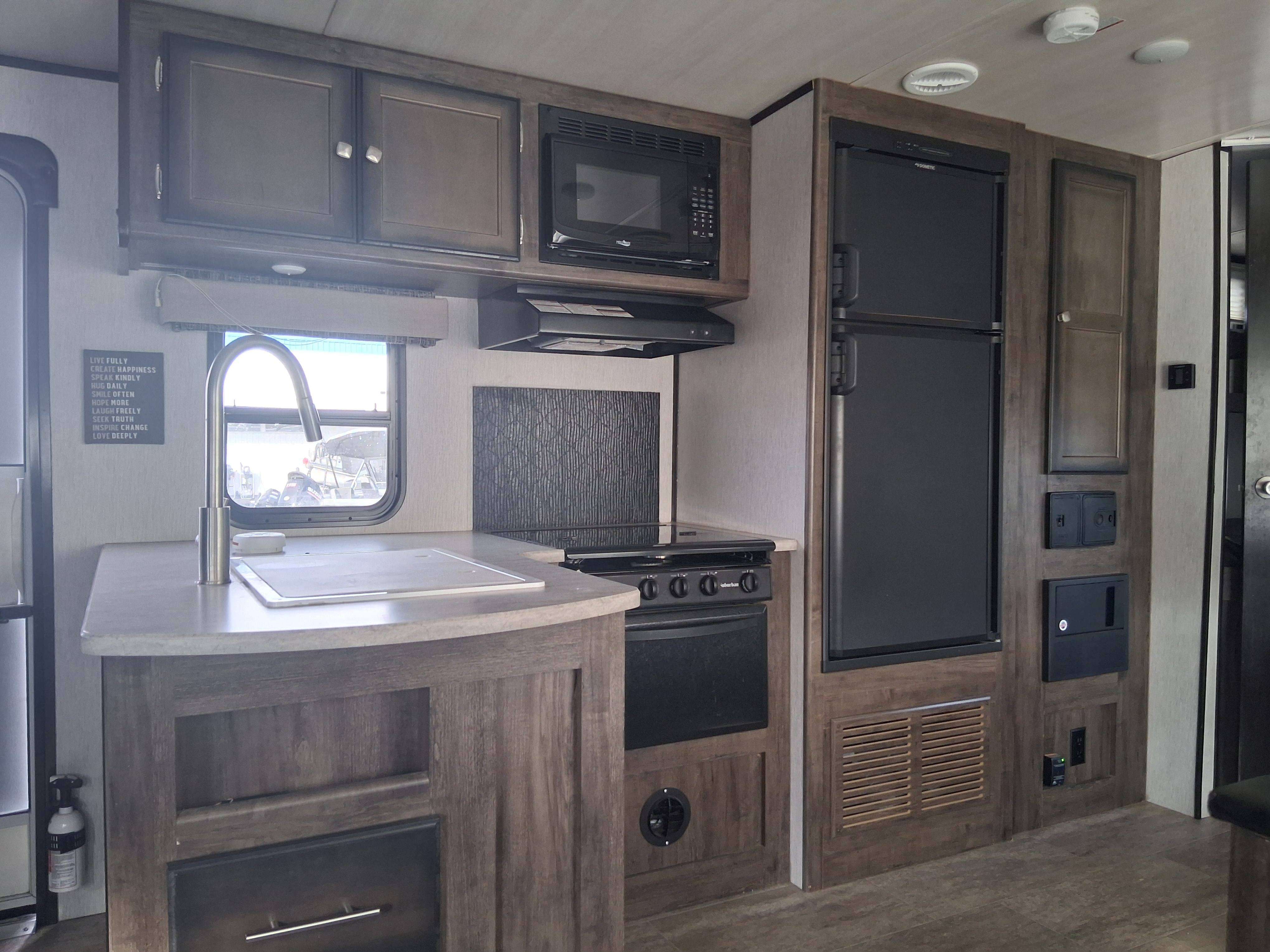   2019 Heartland Mallard IDM26-12