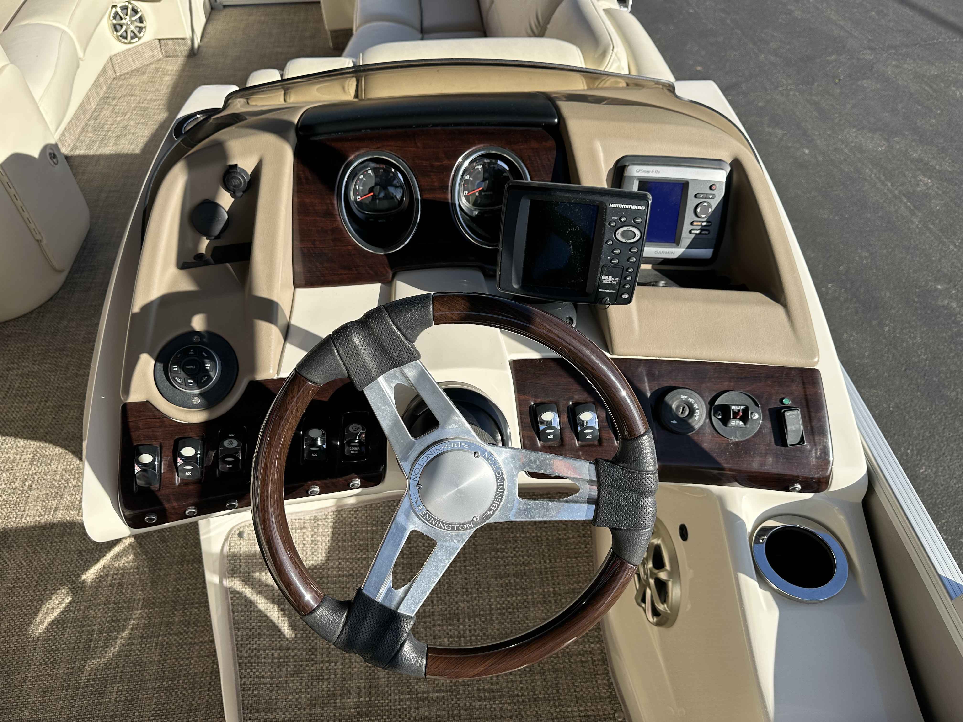 2013 Bennington 2550 RCL ESP-11