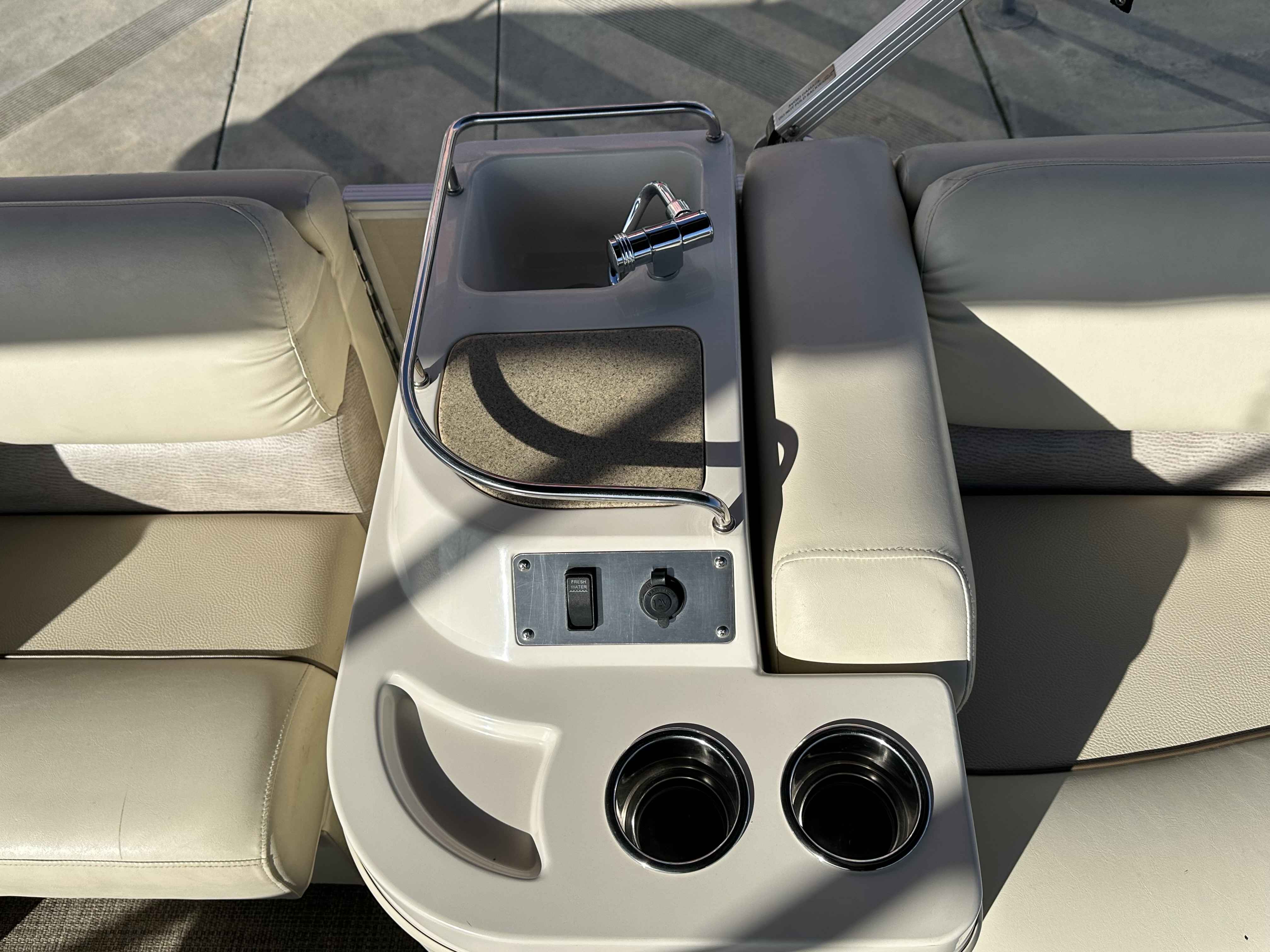 2013 Bennington 2550 RCL ESP-15