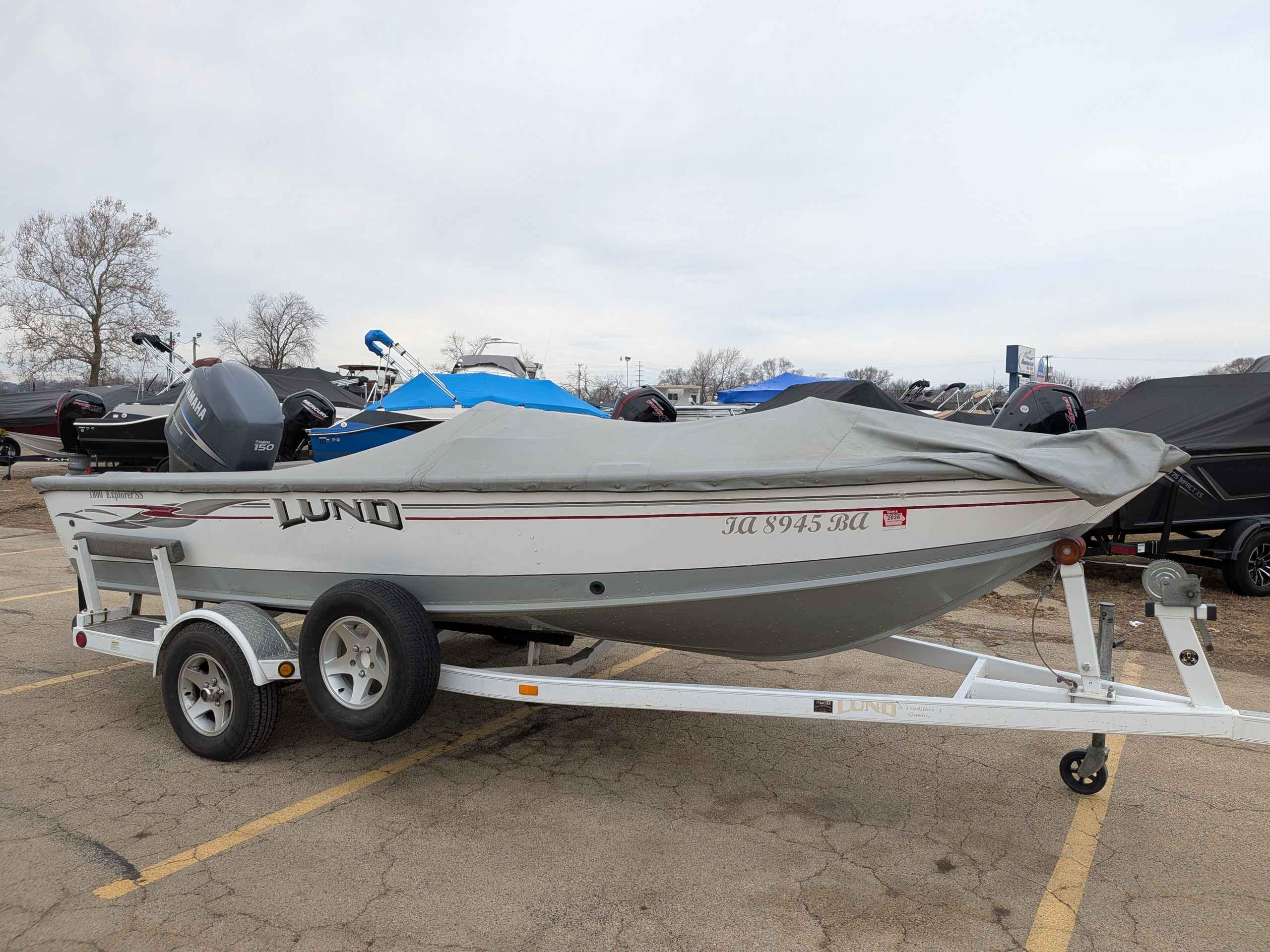 boat-carouselImage-image