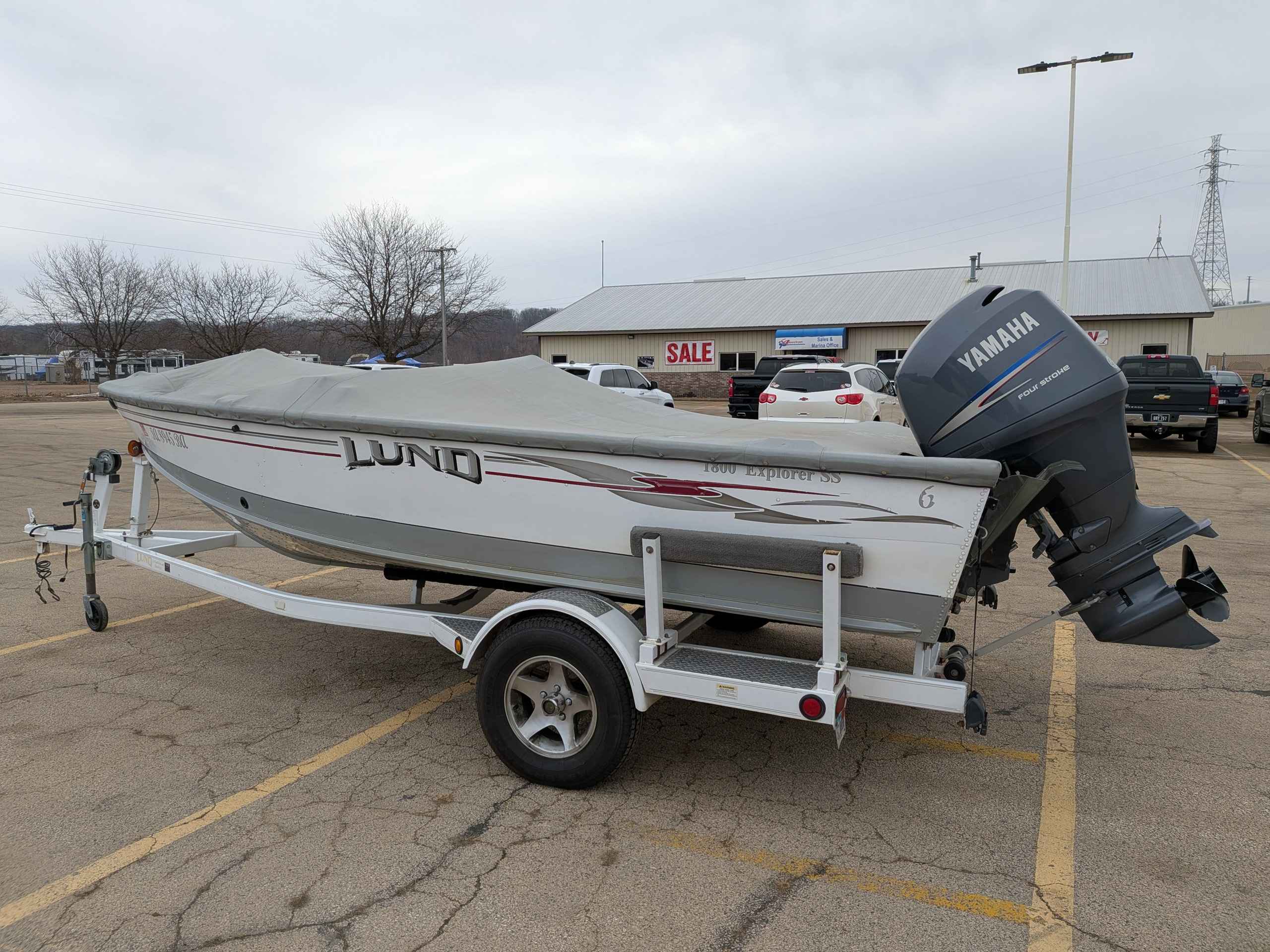 boat-carouselImage-image