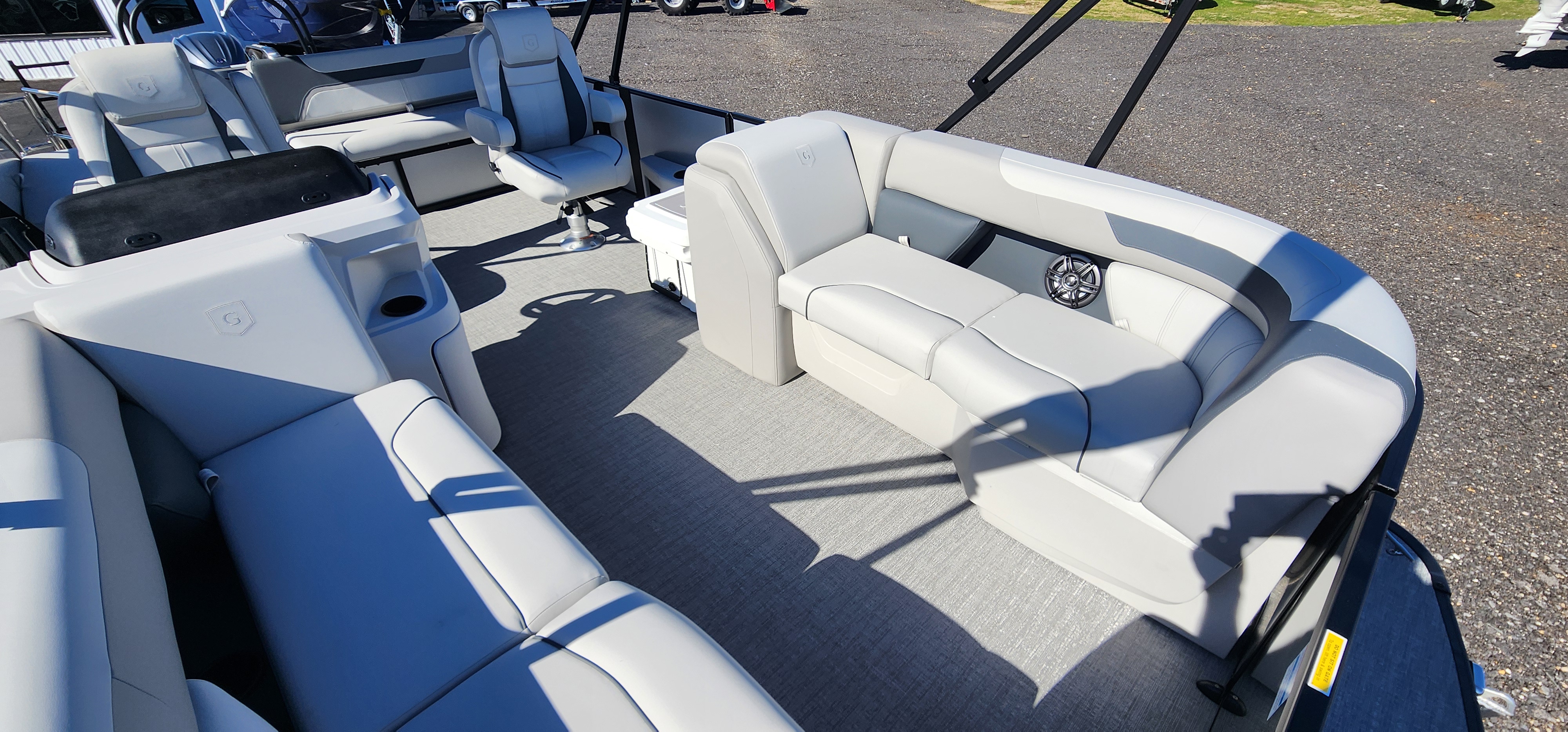 2026 Godfrey pontoons Sweetwater Lounge 2286 SFLC