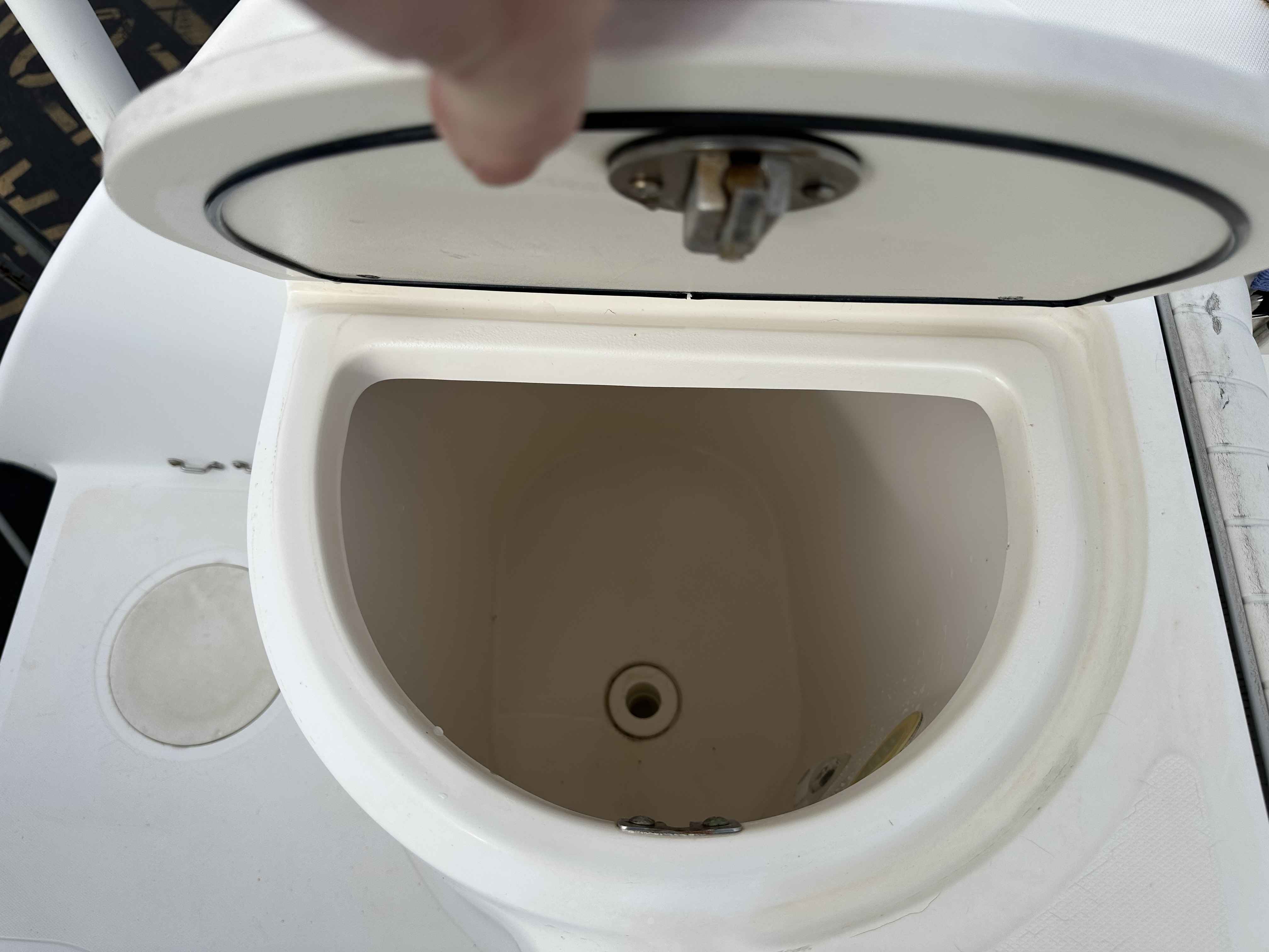 2001 Boston whaler 26 Conquest-14