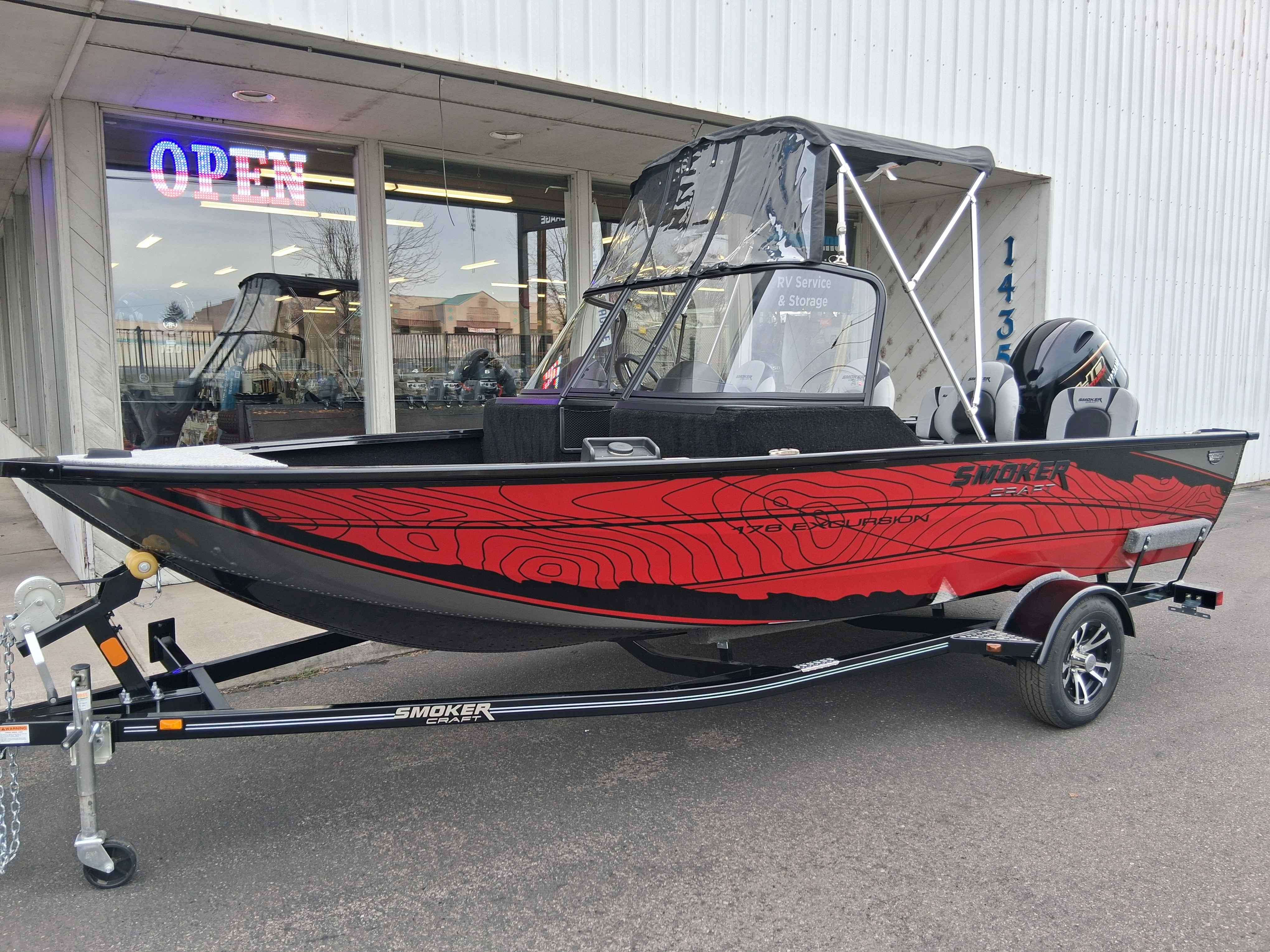   2025 Smokercraft Excursion 176 DC Contour Edition-1