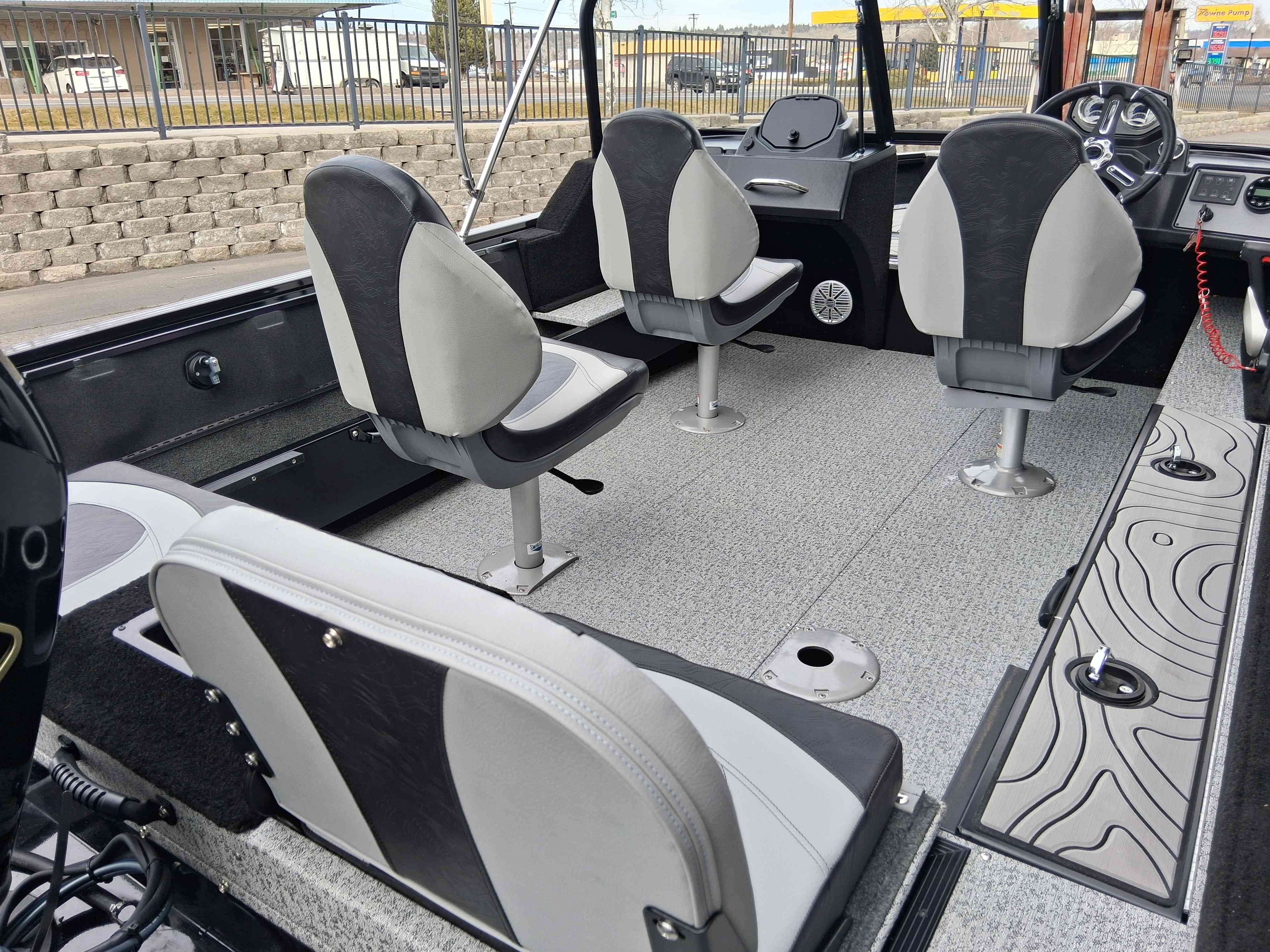   2025 Smokercraft Excursion 176 DC Contour Edition-11