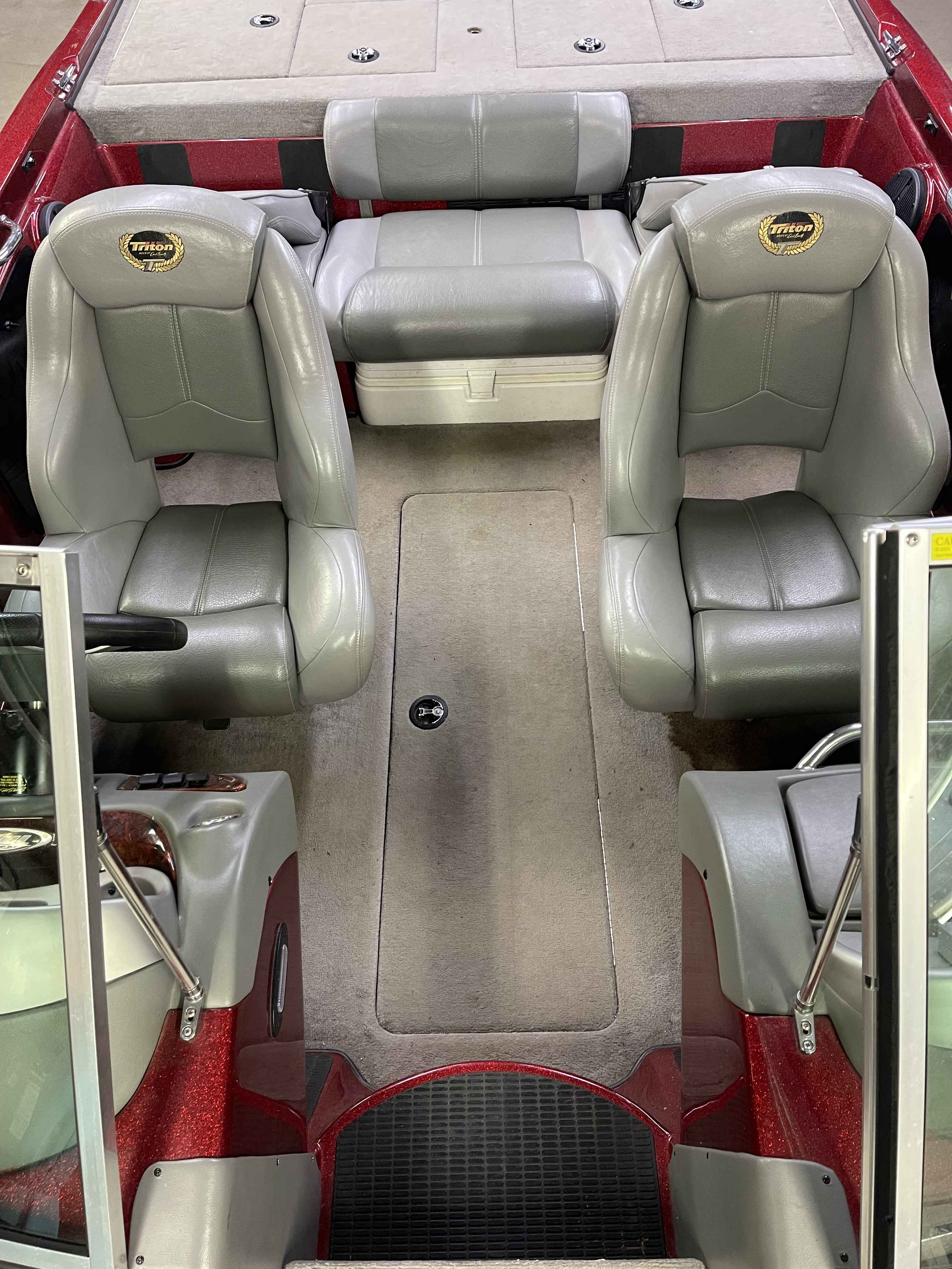 boat-carouselImage-image