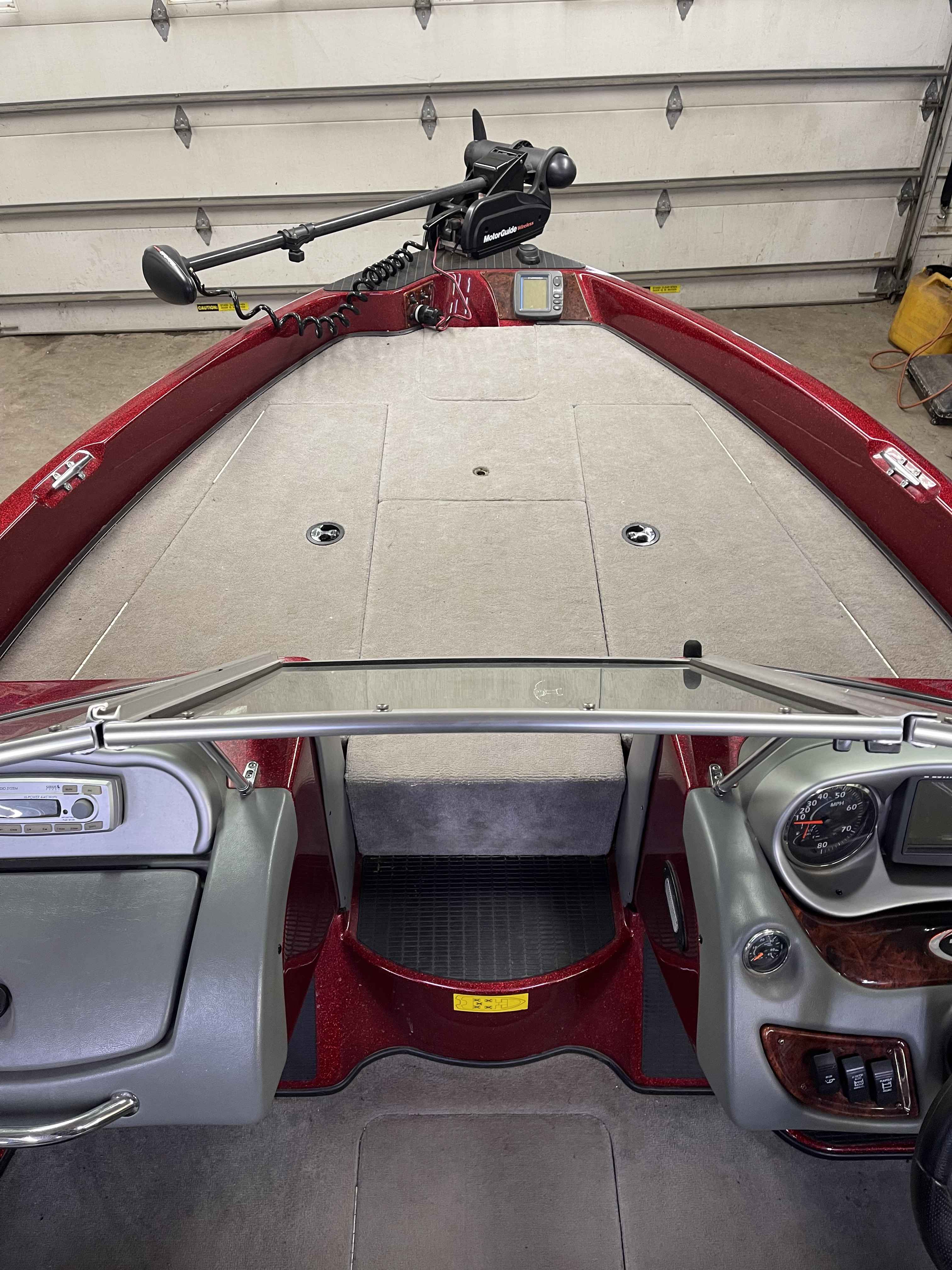 boat-carouselImage-image