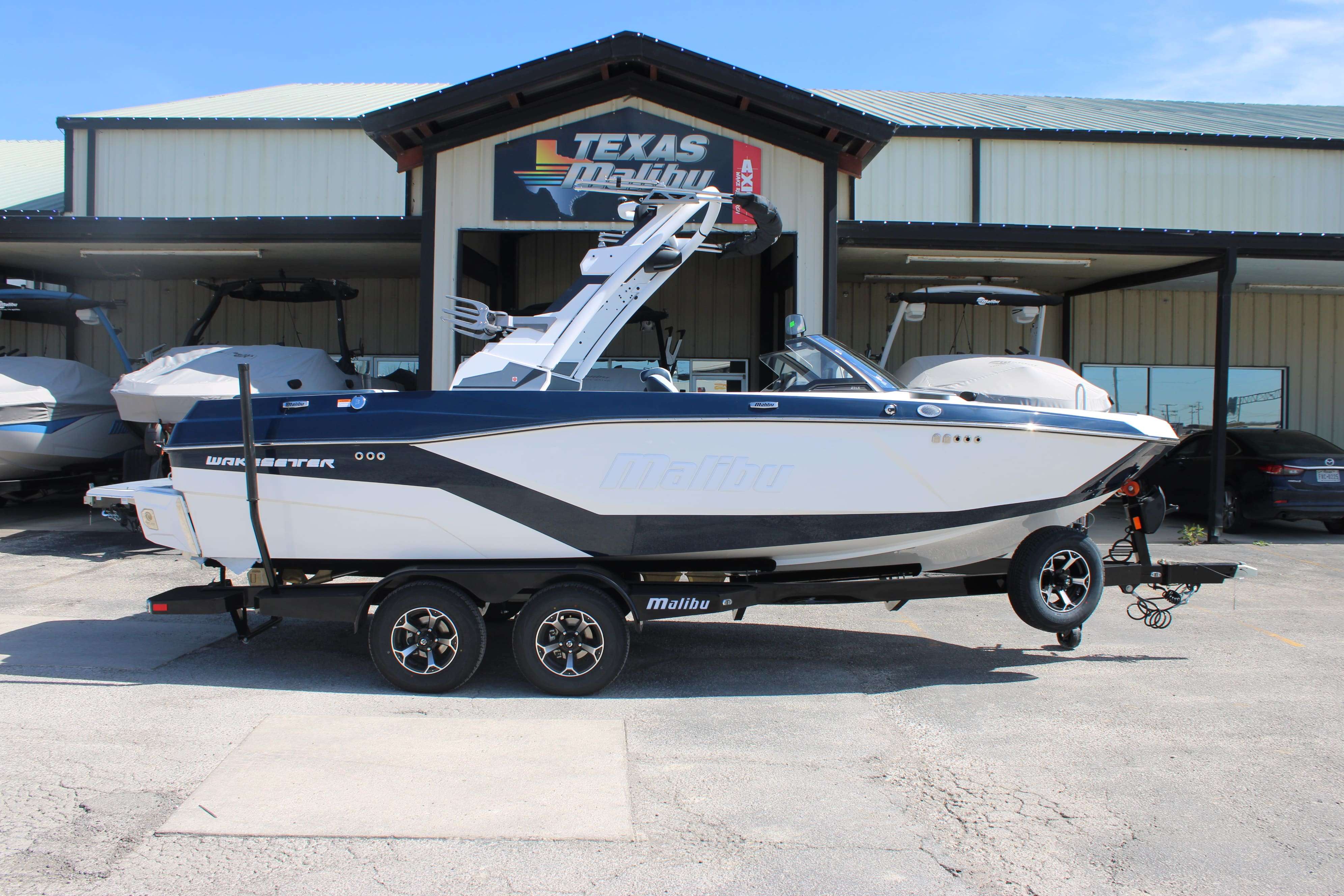 2026 Malibu Boats Wakesetter 21 LX-1
