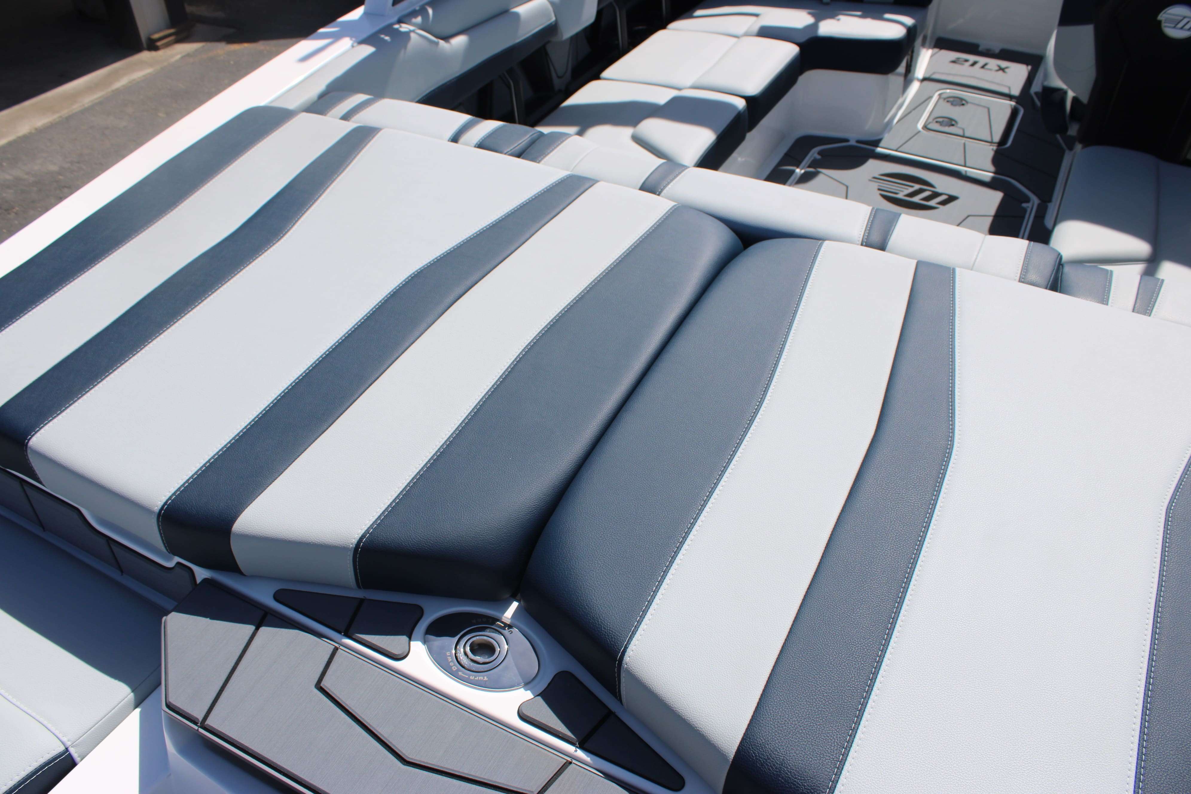 2026 Malibu Boats Wakesetter 21 LX-10