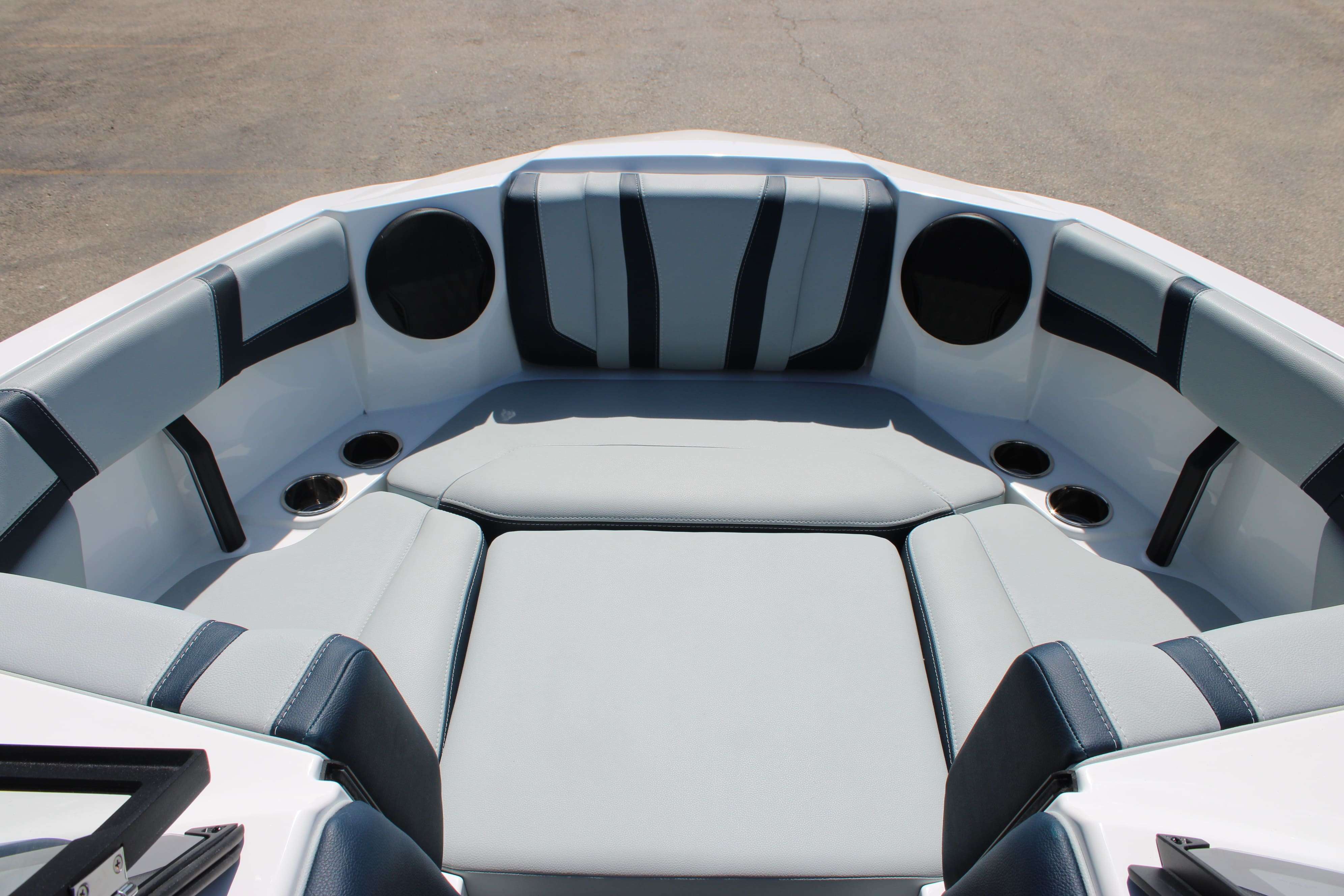 2026 Malibu Boats Wakesetter 21 LX-16