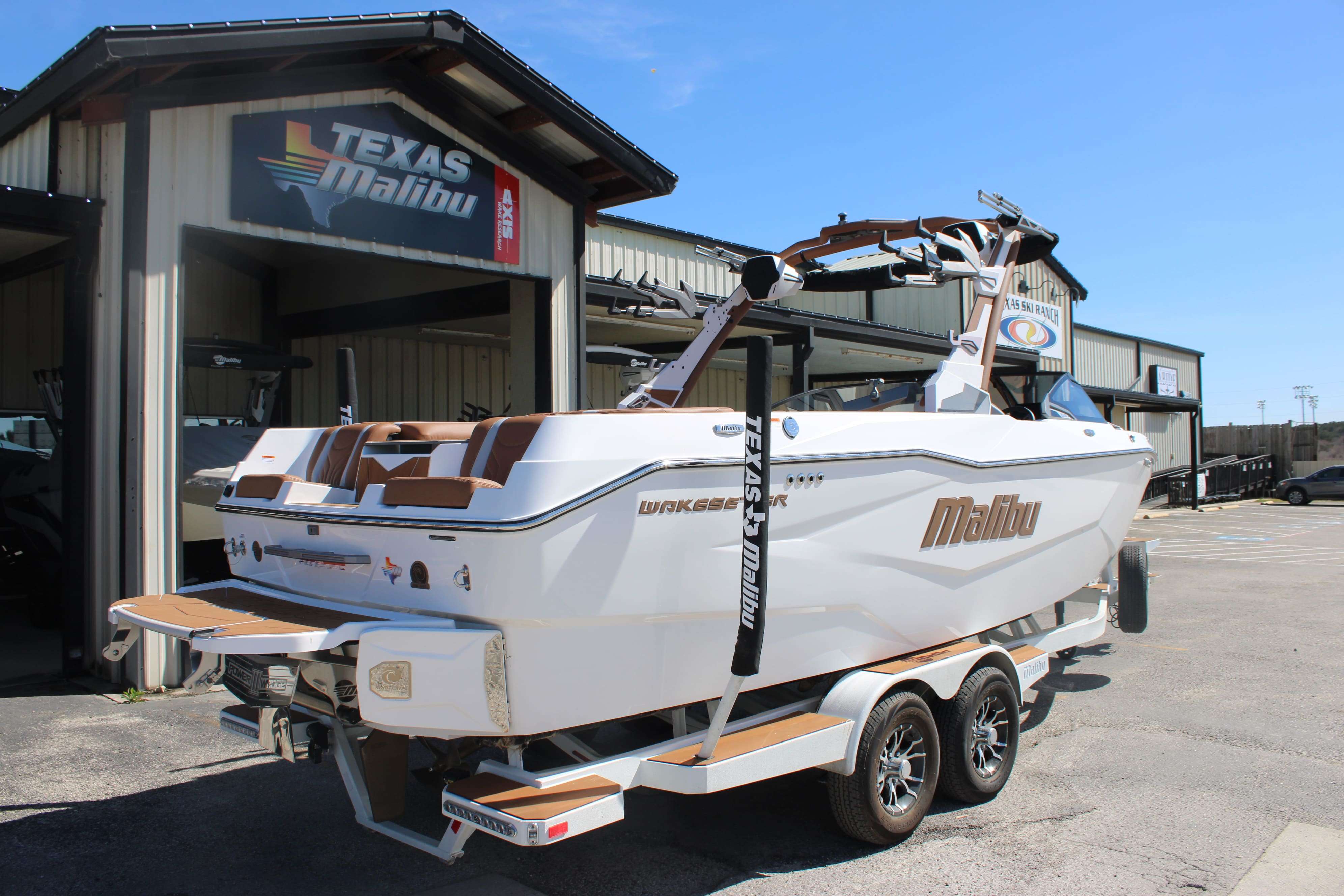 2026 Malibu Boats Wakesetter 25 LSV-7