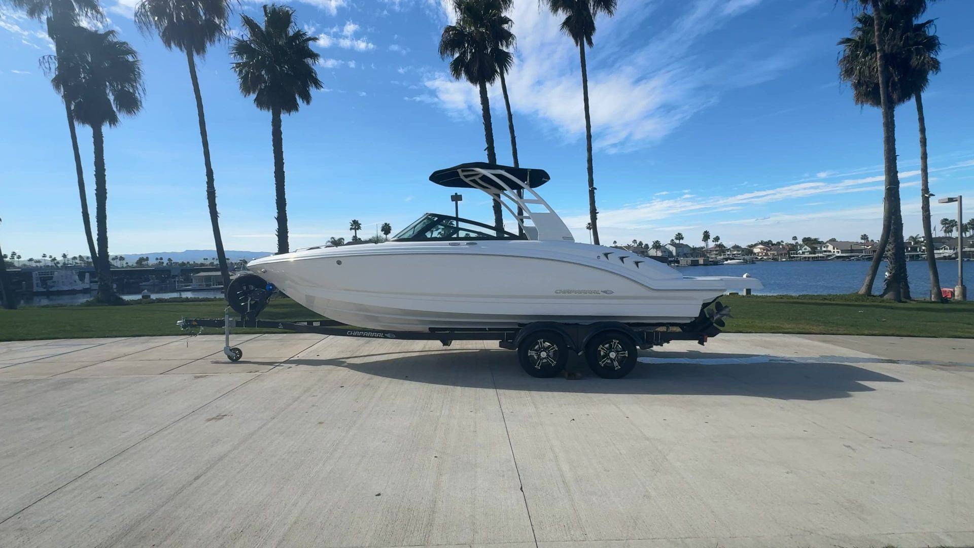 2026 Chaparral 23 SSi-1