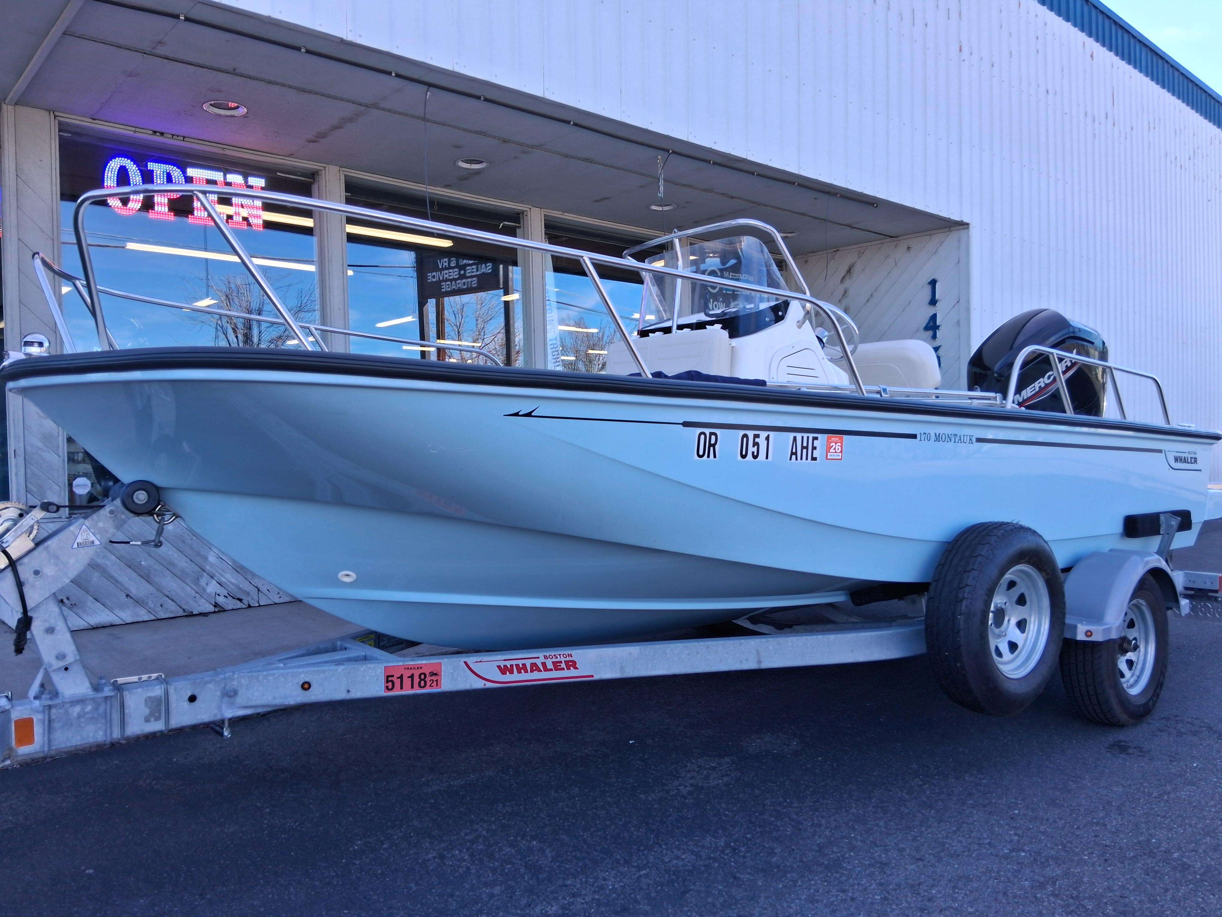   2020 Boston Whaler 170 Montauk-1
