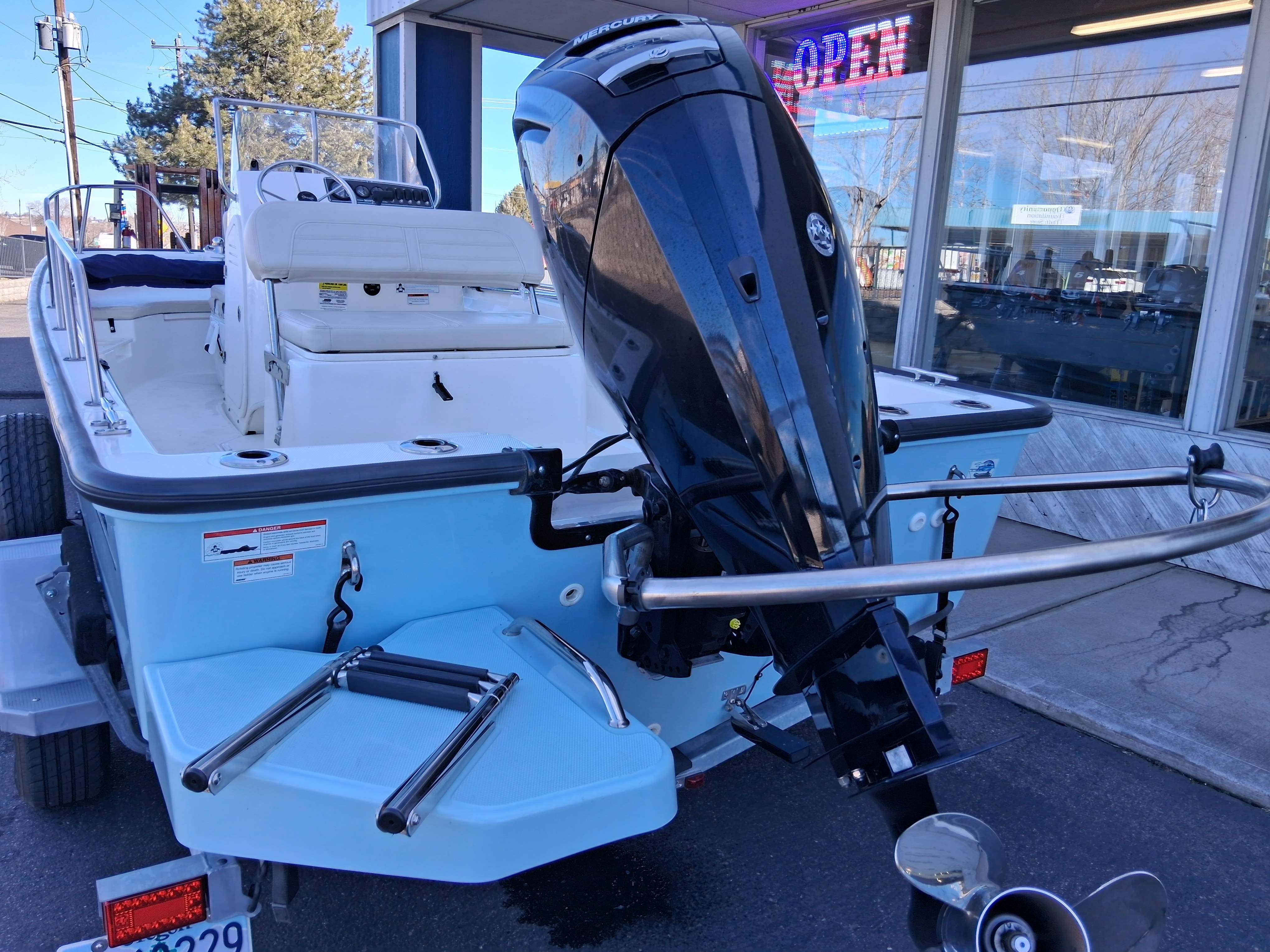   2020 Boston Whaler 170 Montauk-4