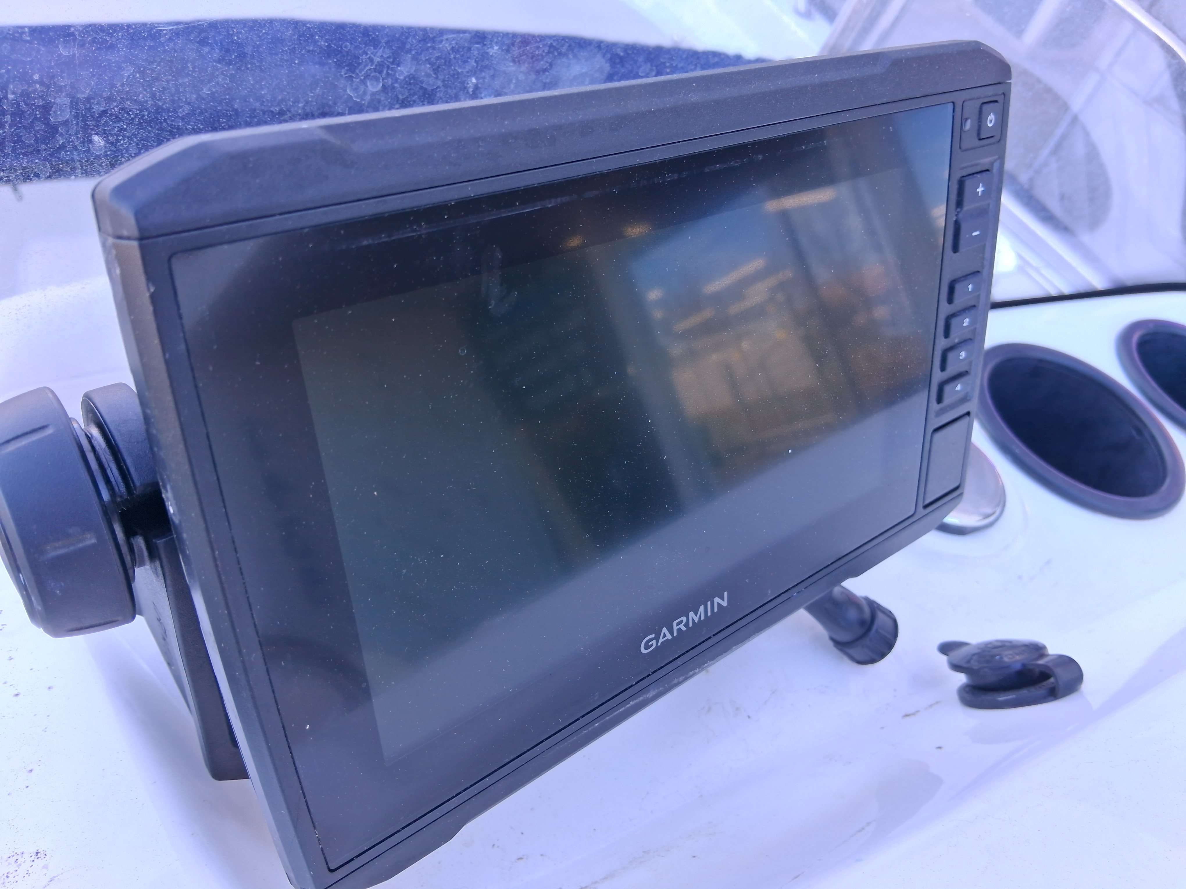   2020 Boston Whaler 170 Montauk-17