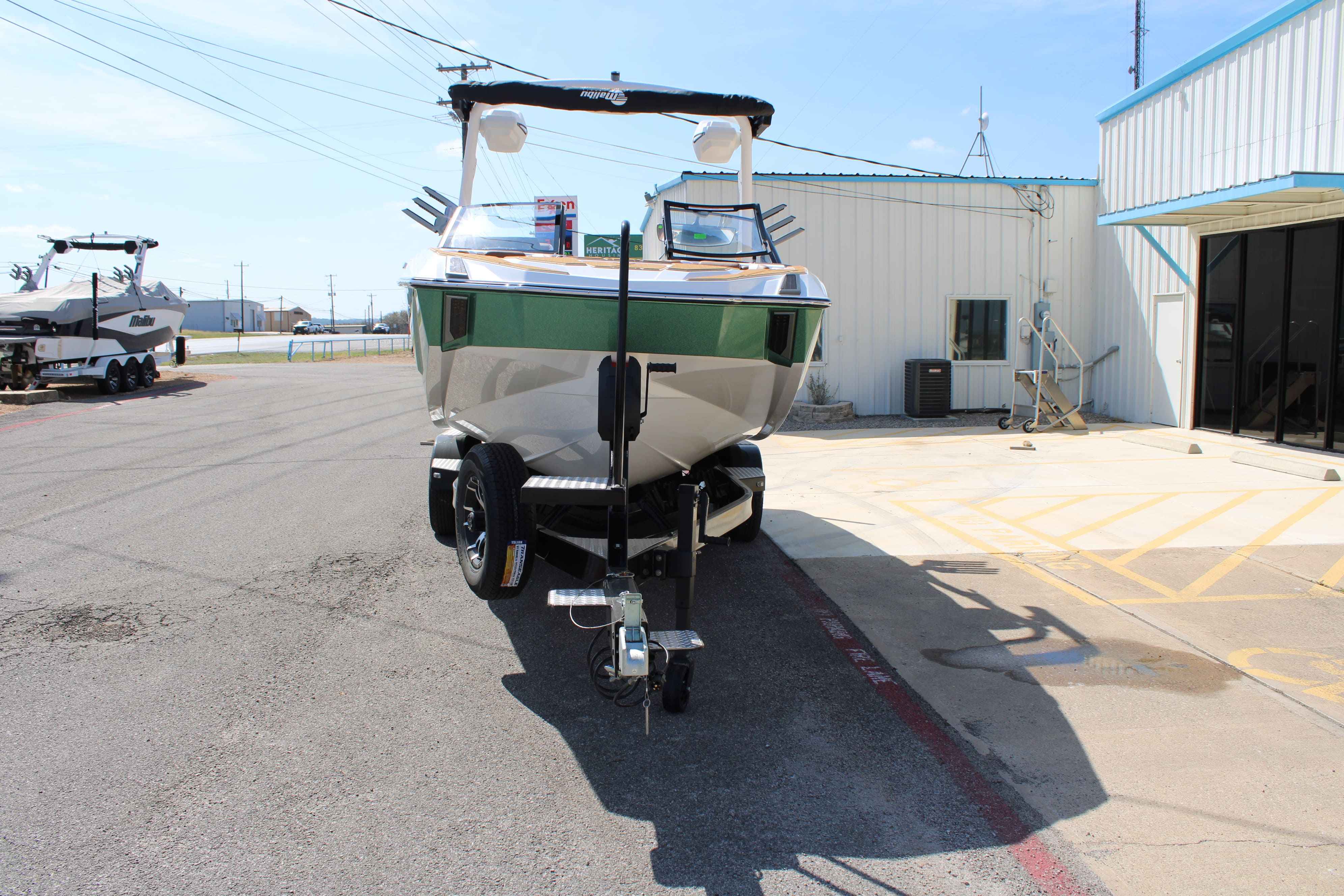 2026 Malibu Boats M230-3