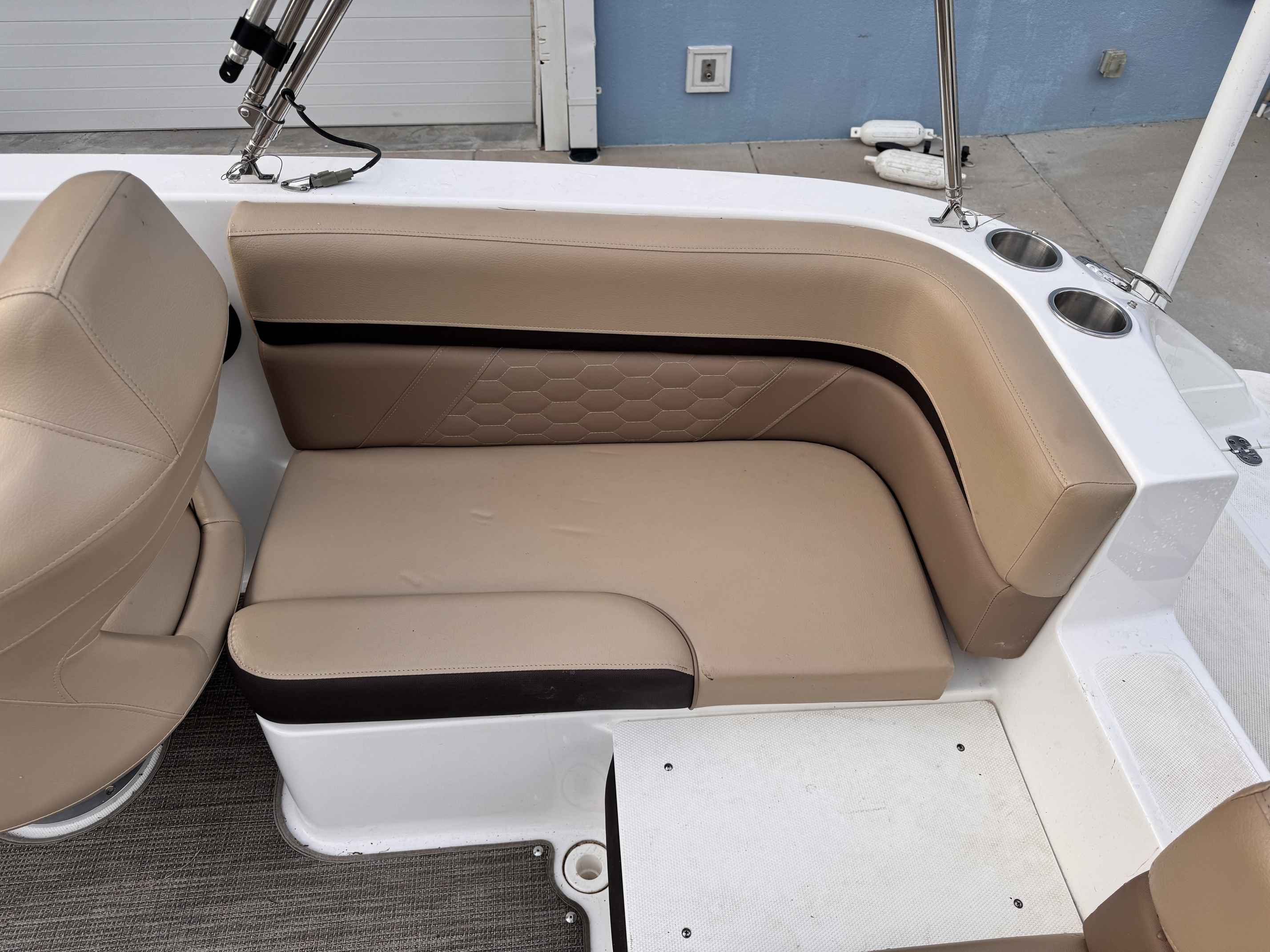 2019 Hurricane 192 SS-17