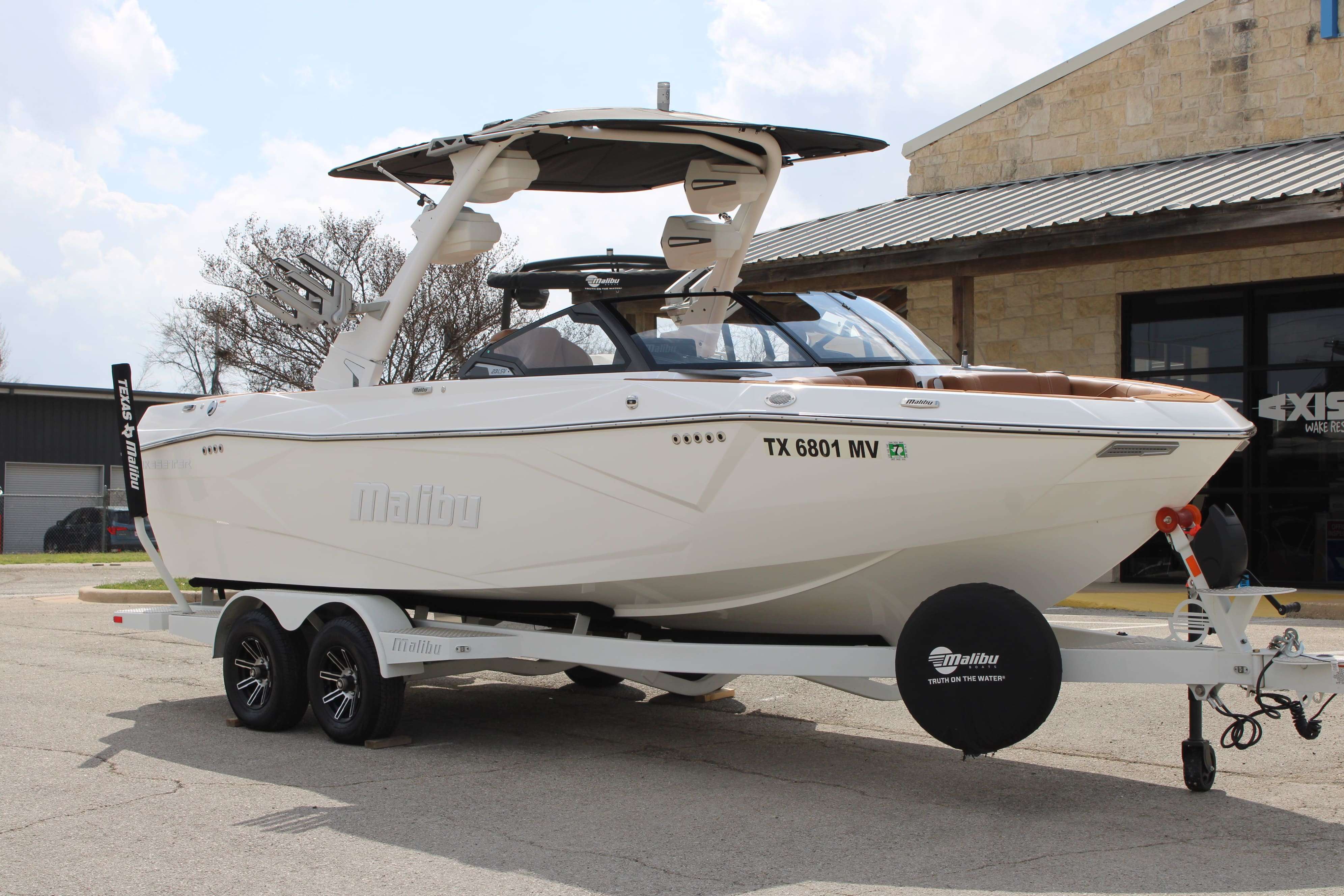 2025 Malibu Boats Wakesetter 23 LSV-2