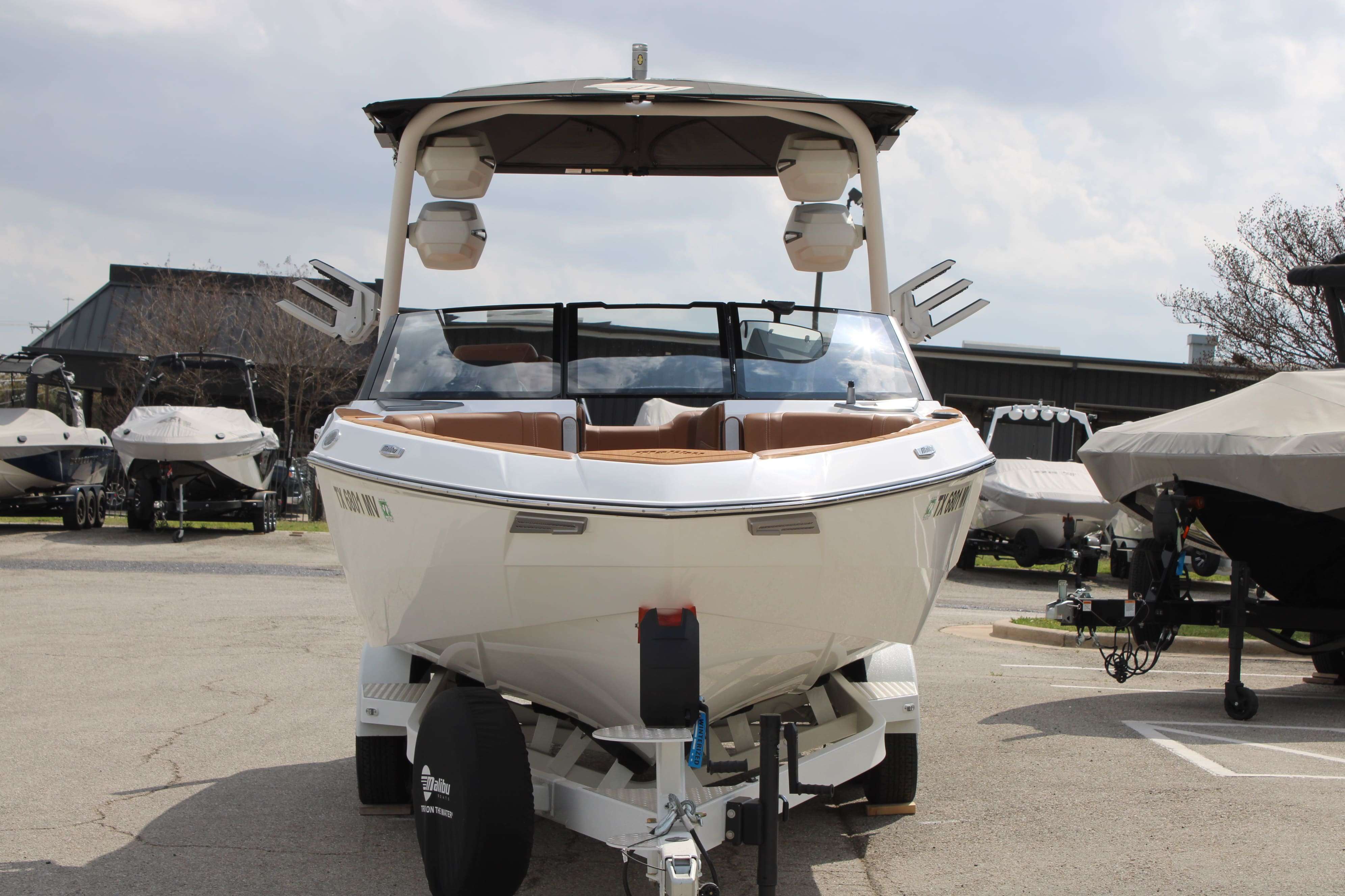 2025 Malibu Boats Wakesetter 23 LSV-3