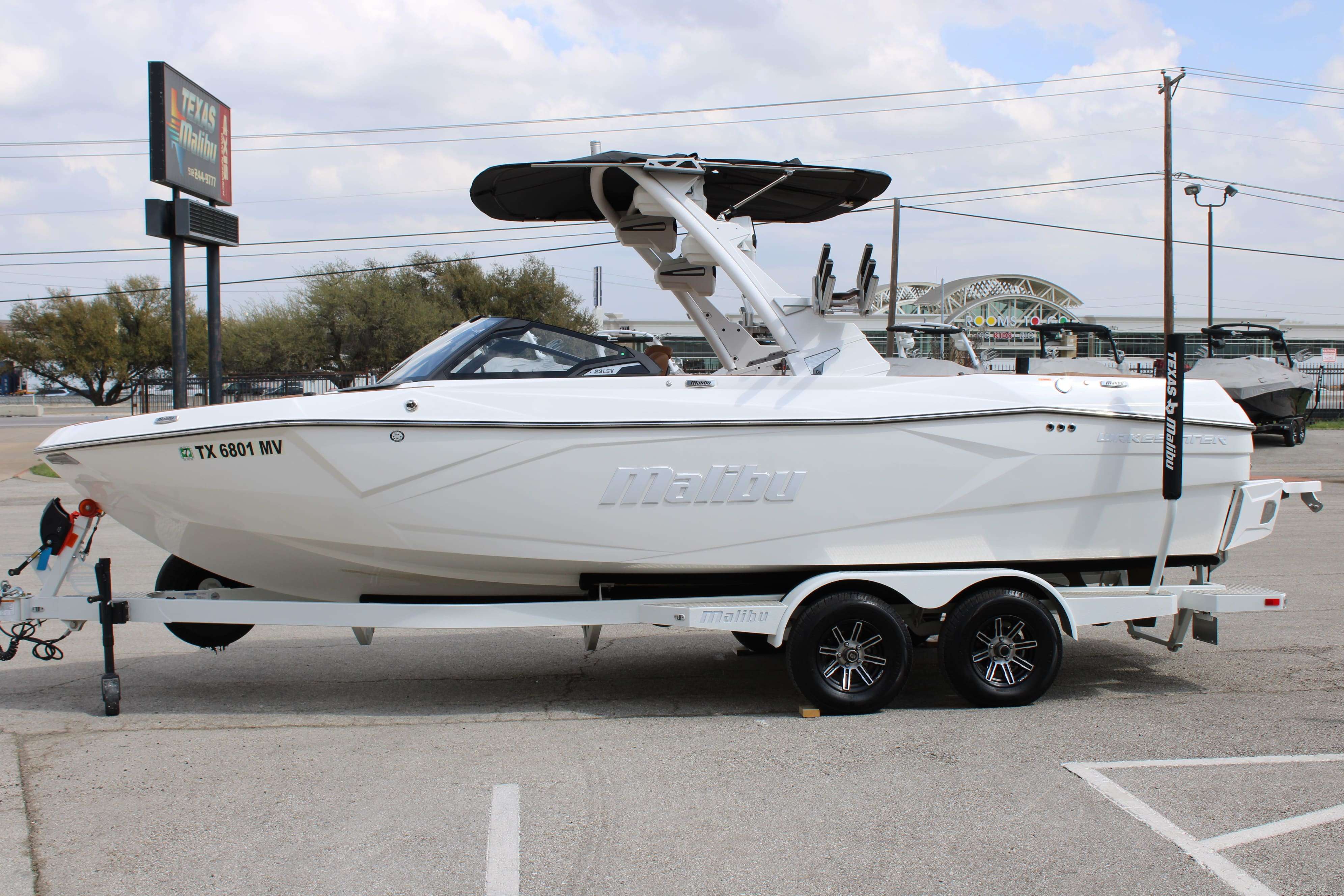 2025 Malibu Boats Wakesetter 23 LSV-5