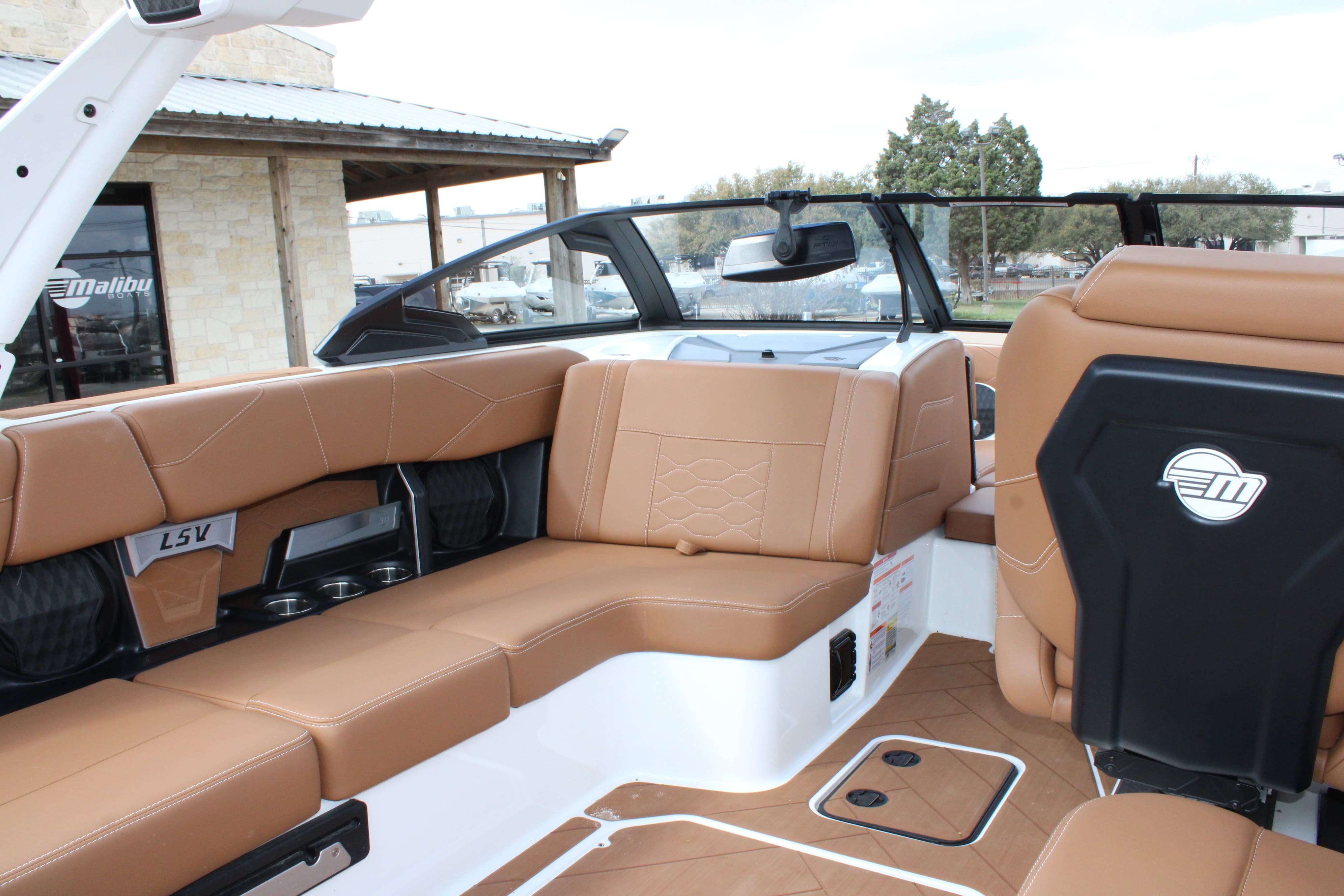 2025 Malibu Boats Wakesetter 23 LSV-14